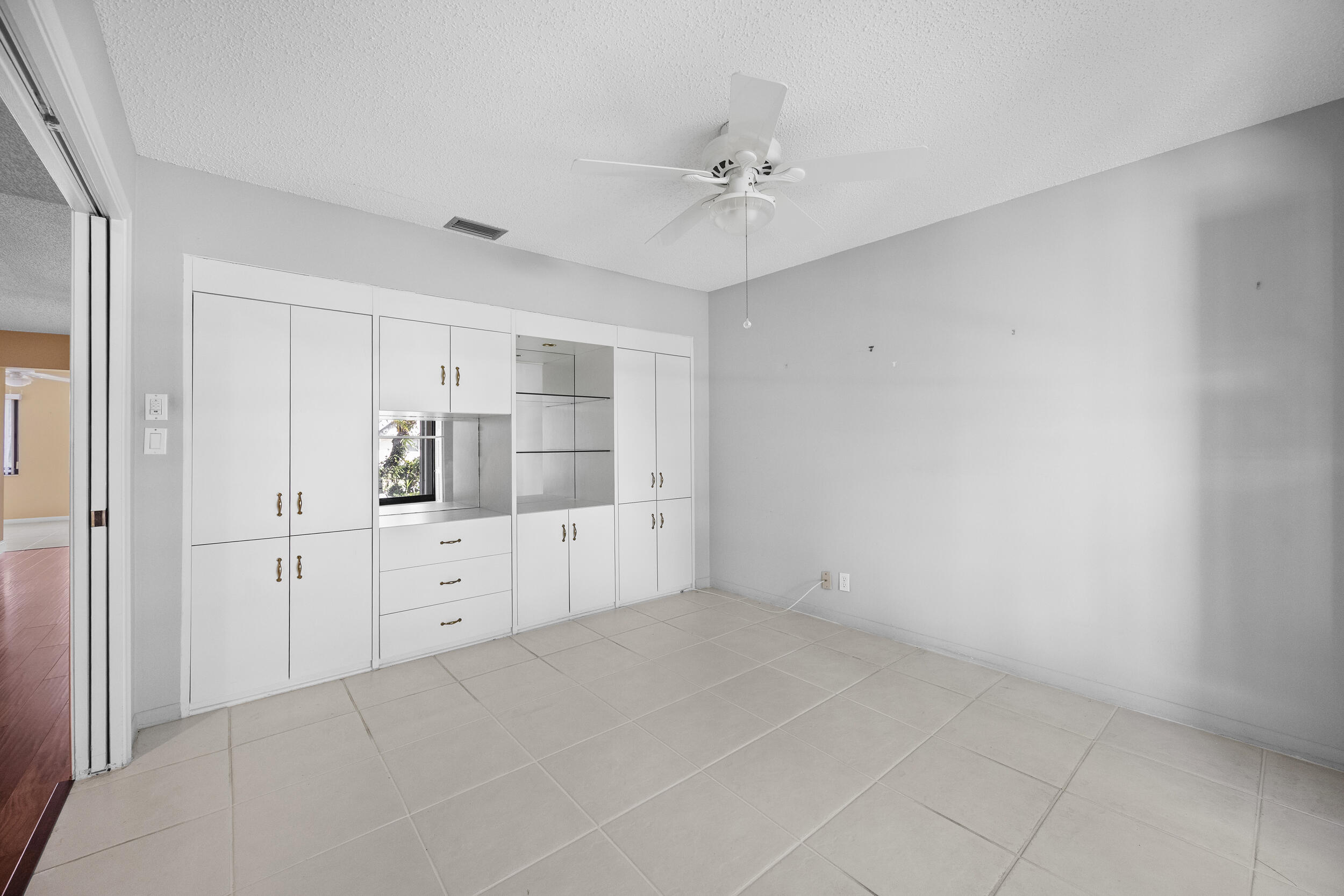 7974 Cloverfield Circle