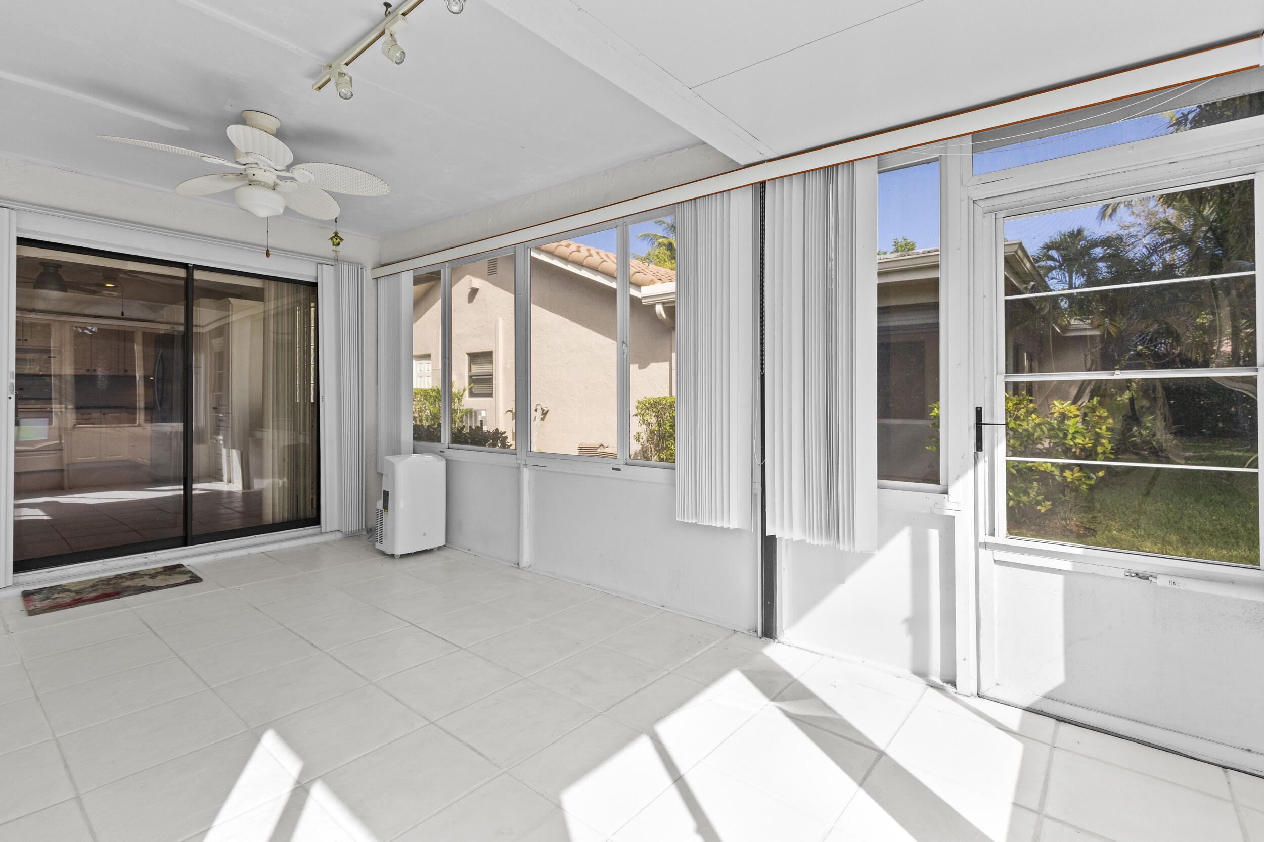 7974 Cloverfield Circle