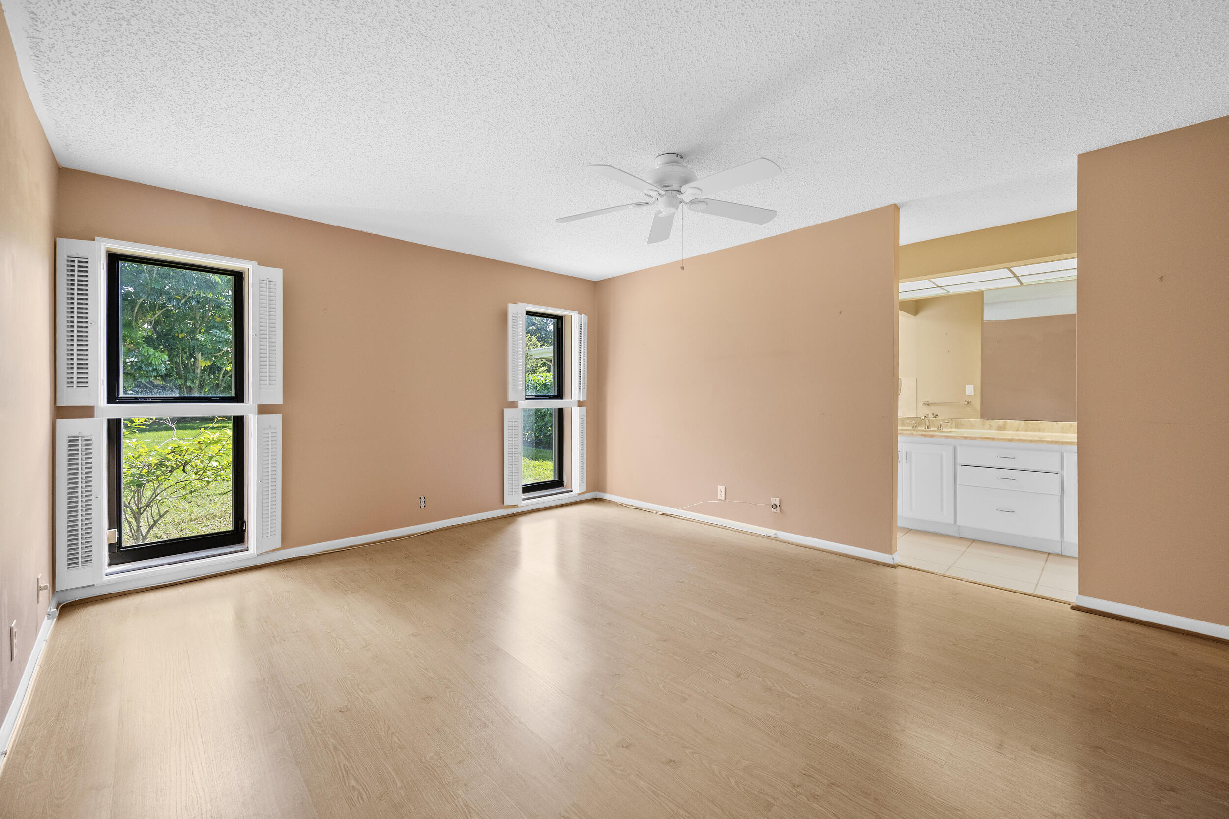 7974 Cloverfield Circle