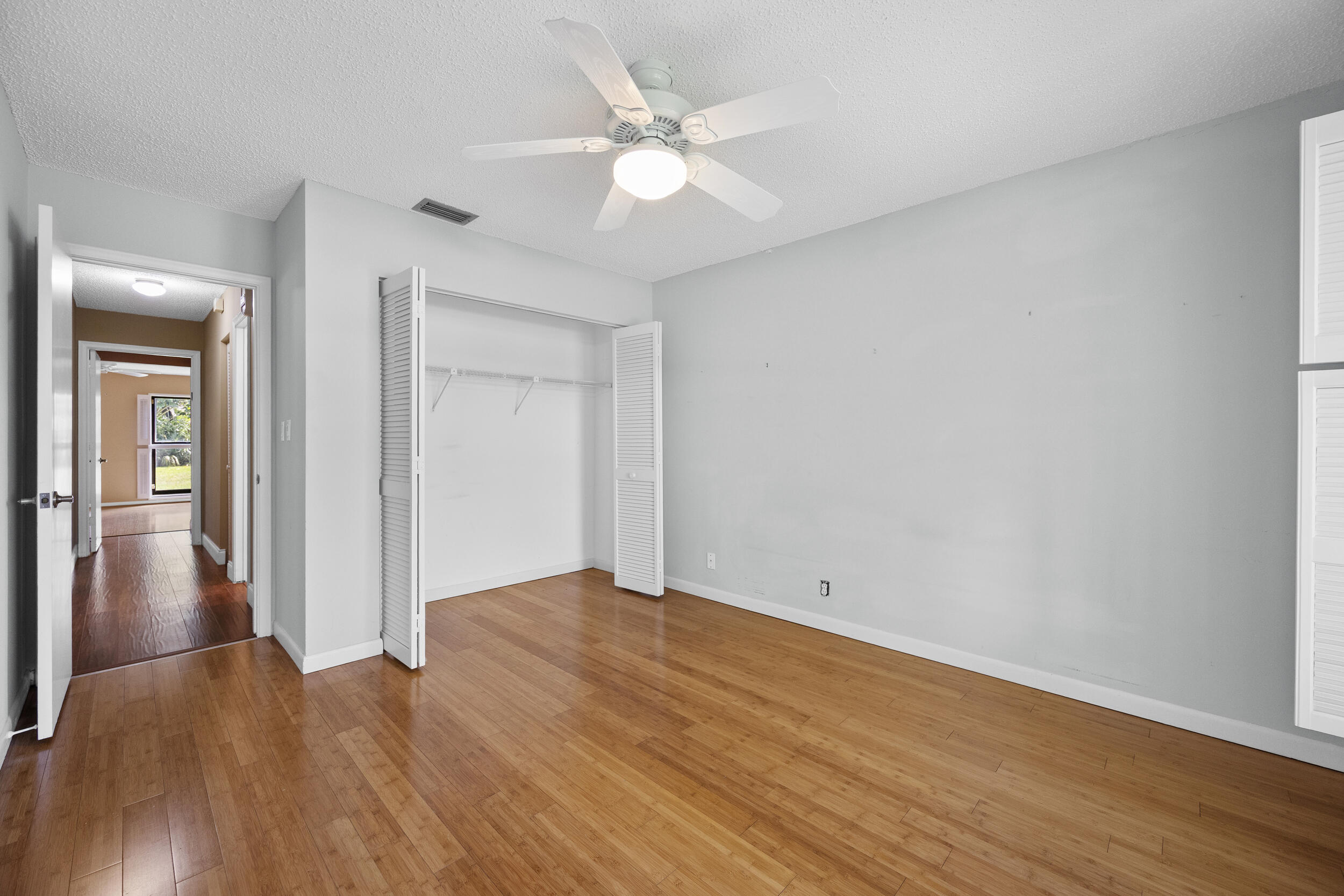 7974 Cloverfield Circle