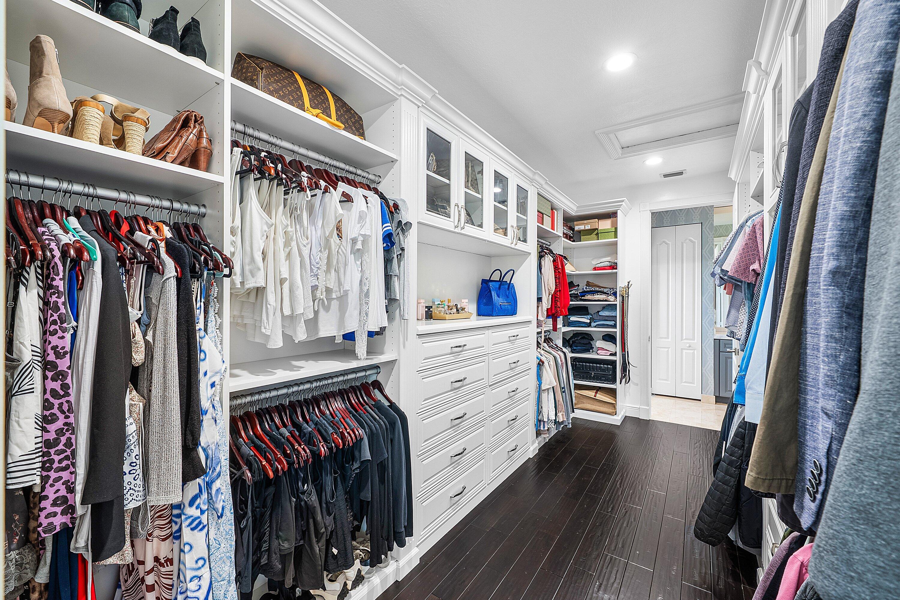 8988 Stone Pier Drive