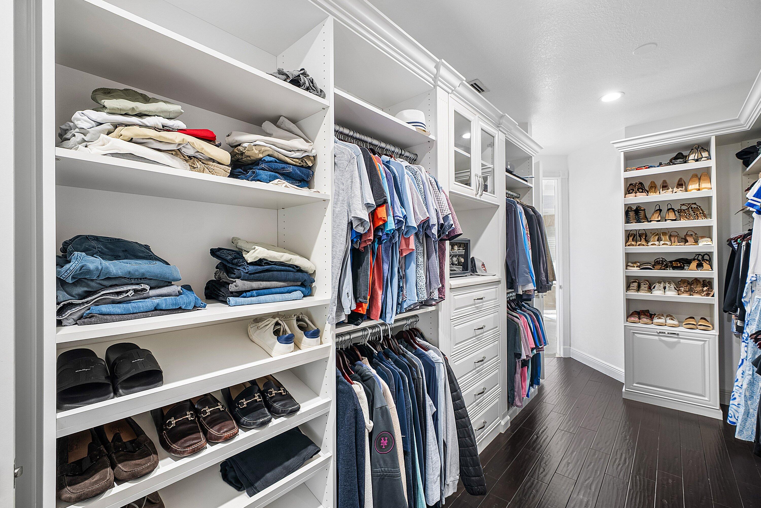 8988 Stone Pier Drive