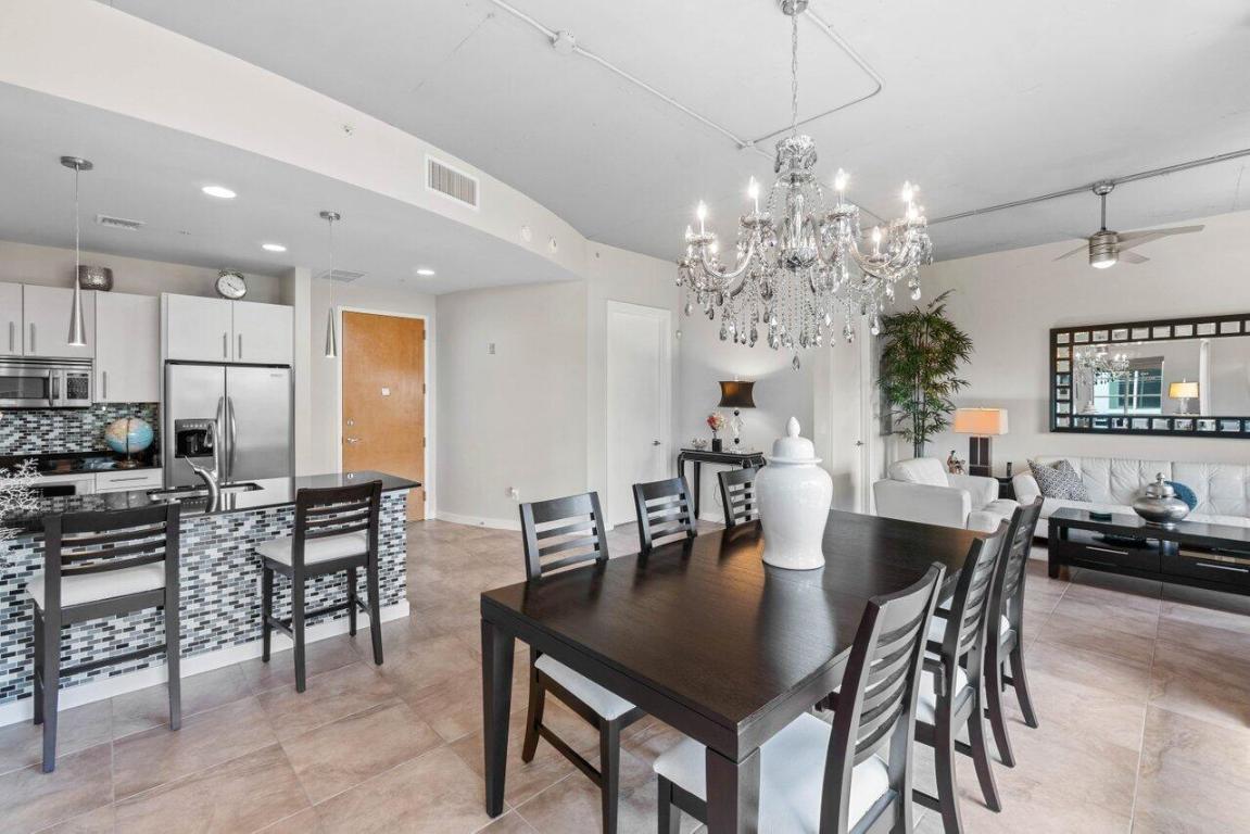 335 SE 6th Avenue 304