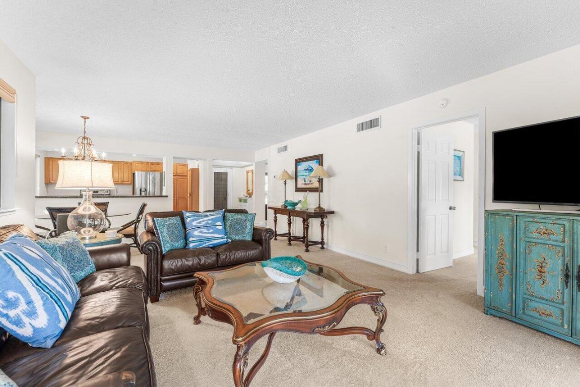 606 Brackenwood Cove