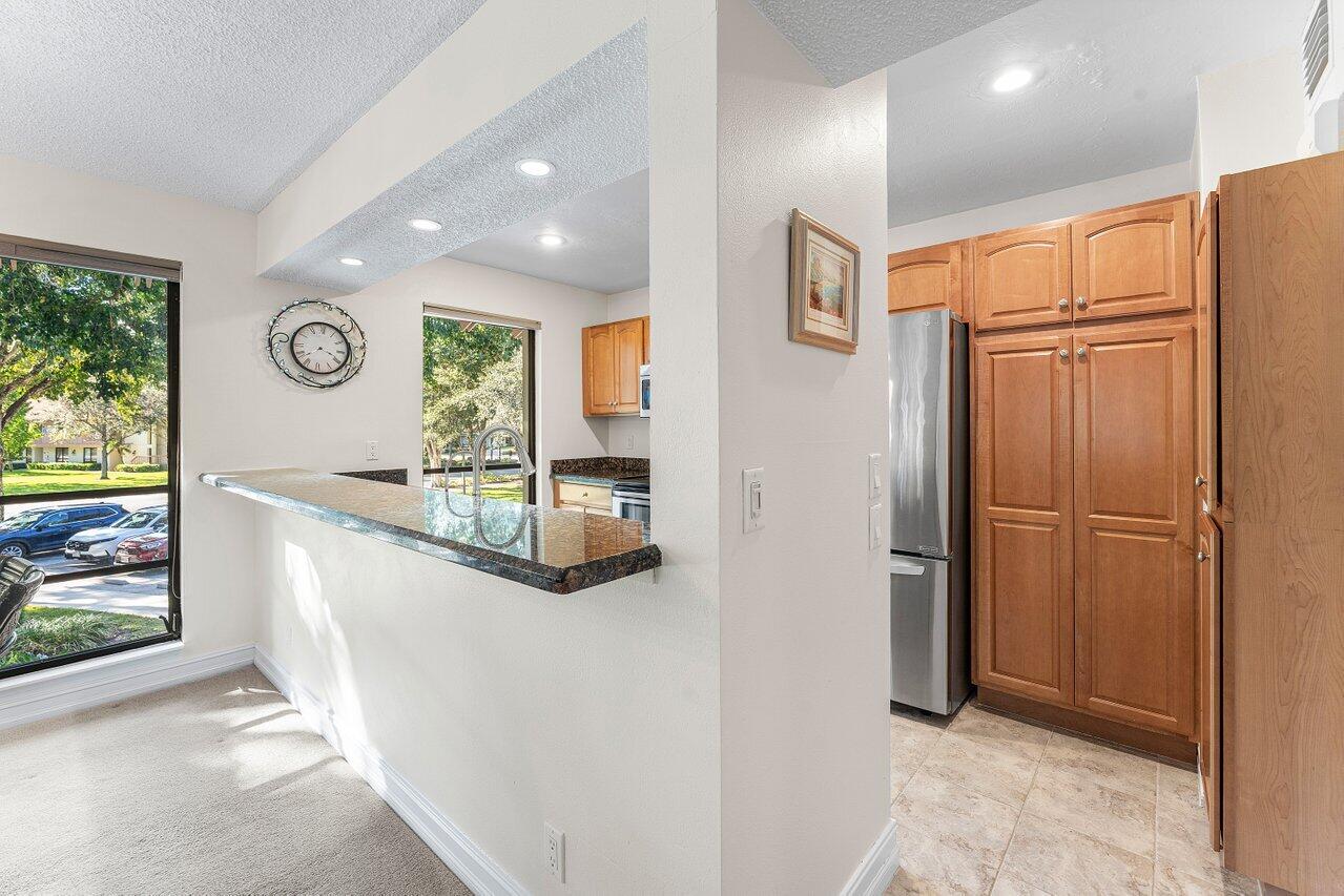 606 Brackenwood Cove