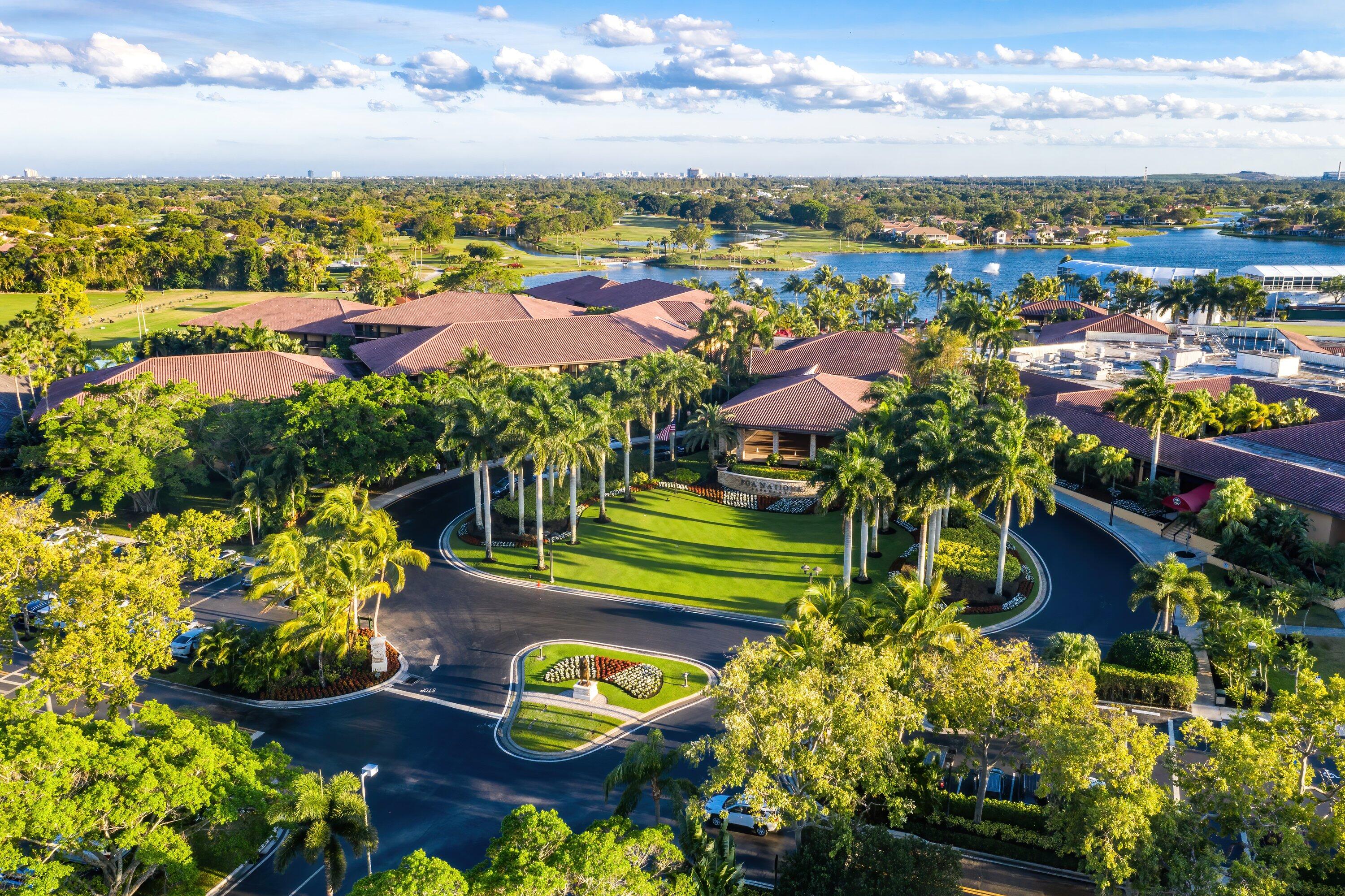 606 Brackenwood Cove