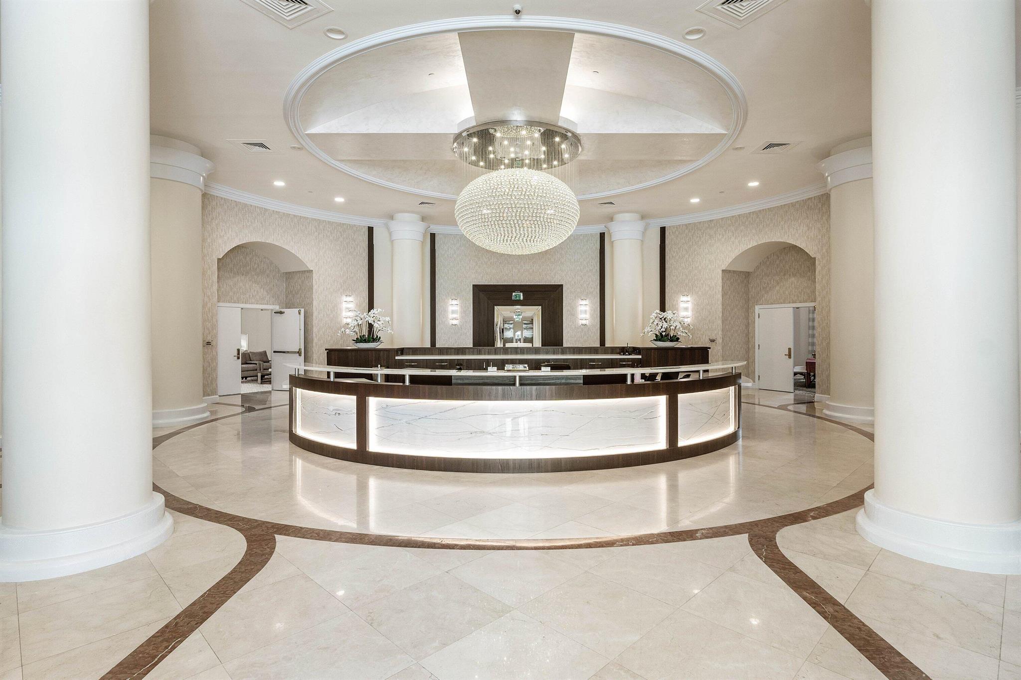 3700 S Ocean Boulevard 202