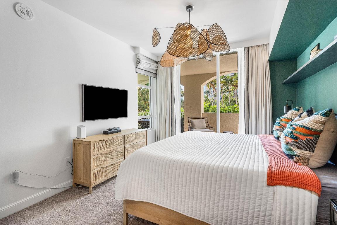 3700 S Ocean Boulevard 202