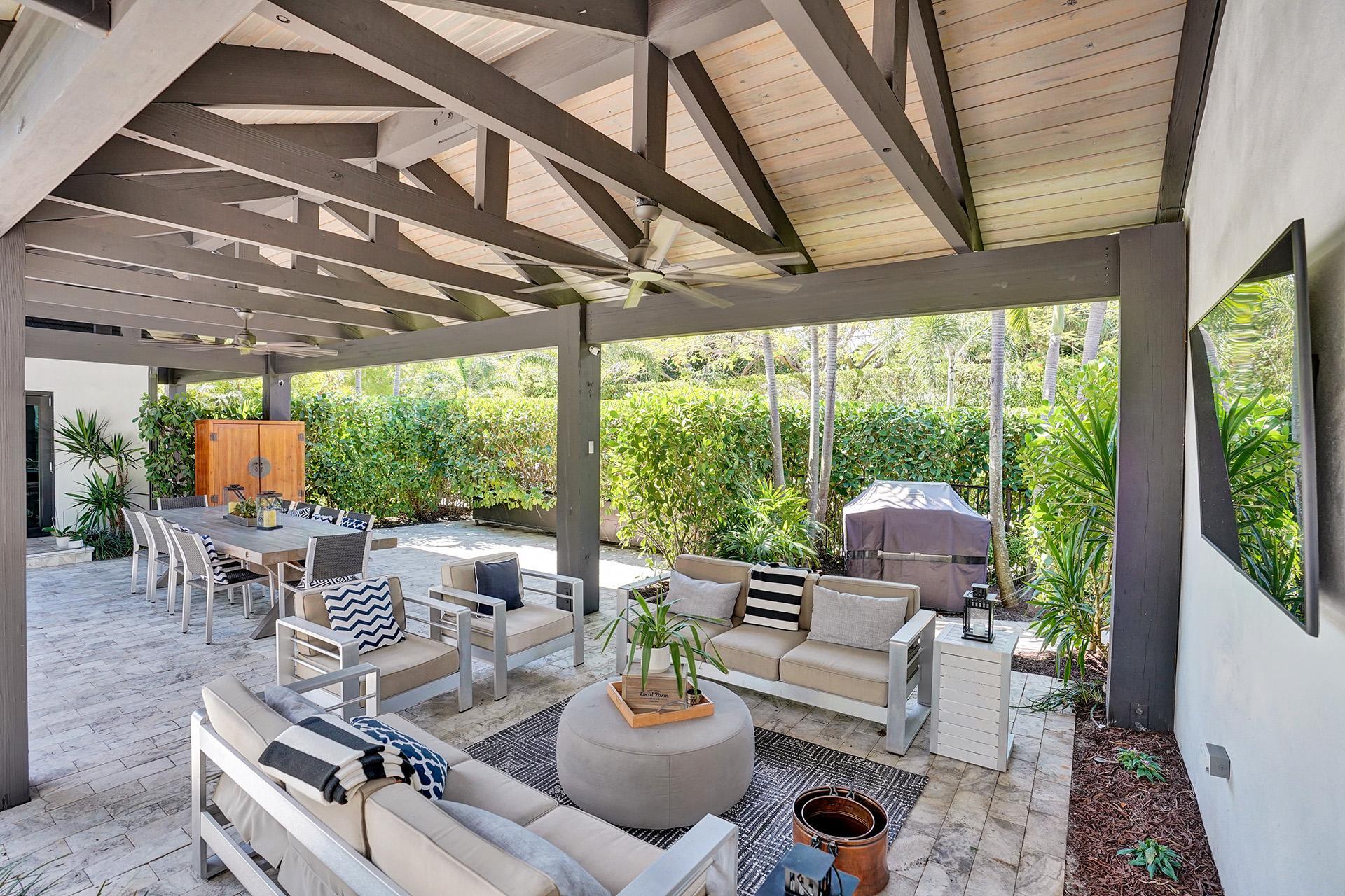 246 N Swinton Avenue