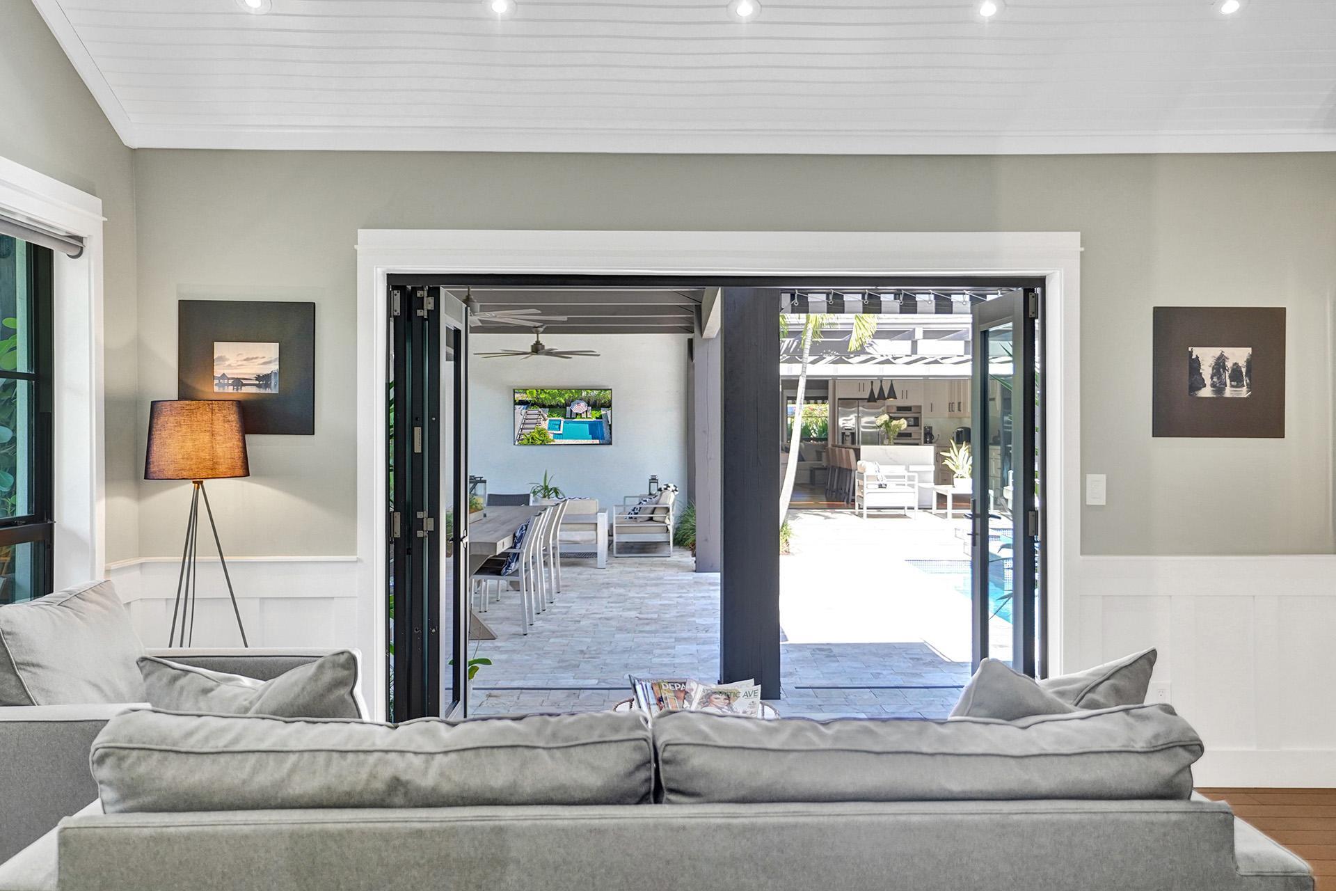 246 N Swinton Avenue