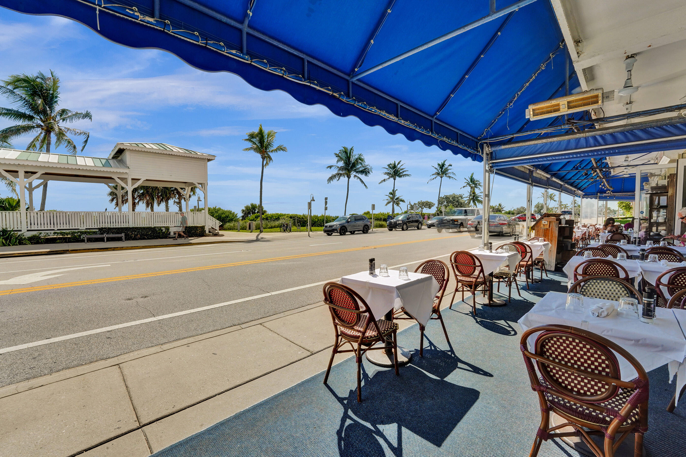 246 N Swinton Avenue