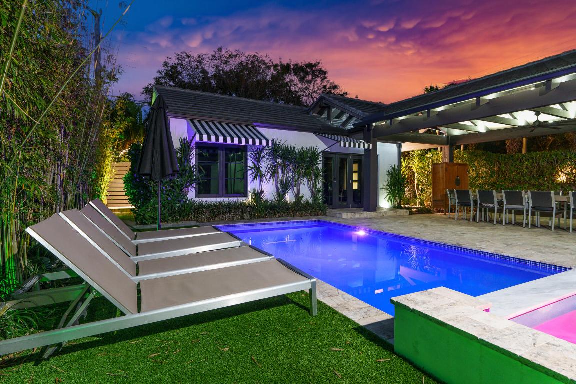 246 N Swinton Avenue