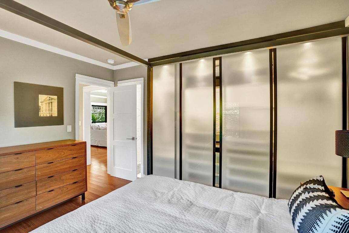 246 N Swinton Avenue