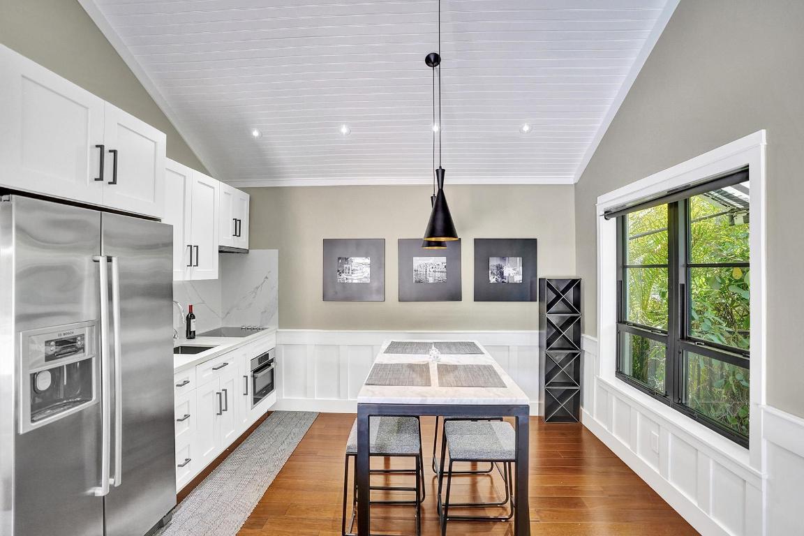 246 N Swinton Avenue