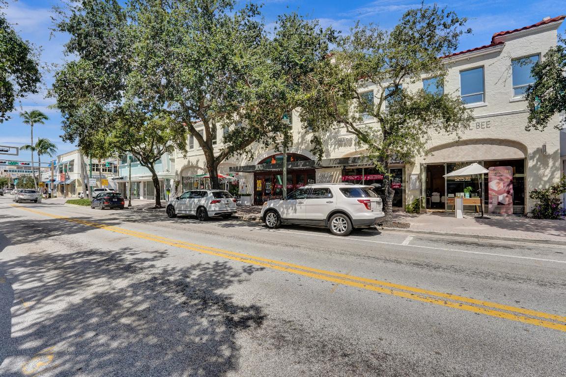 246 N Swinton Avenue