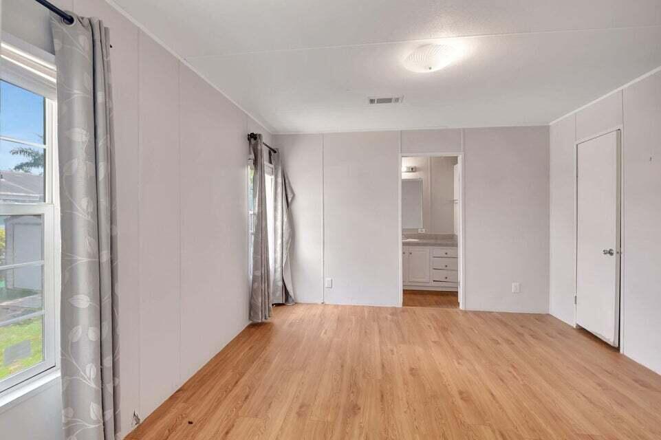 12375 S Military Trail 4