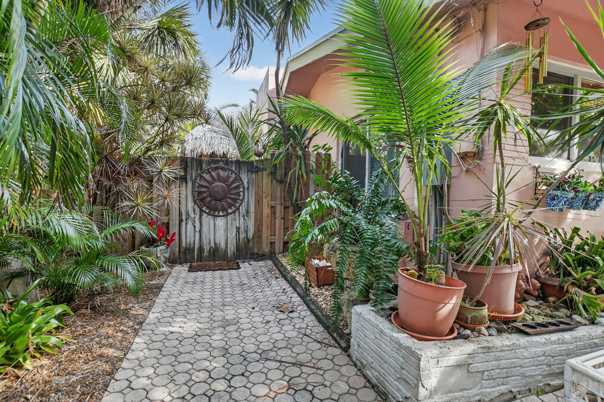 460 SE 18th Avenue