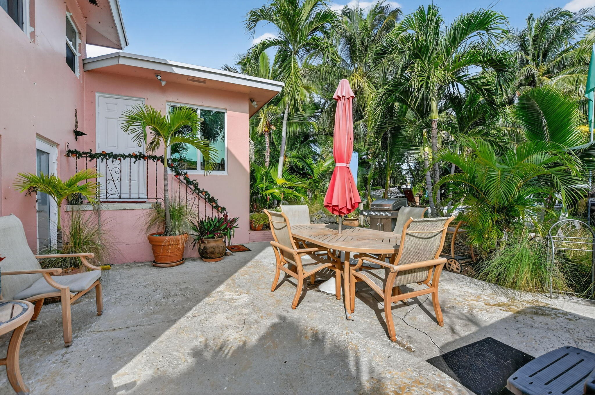 460 SE 18th Avenue
