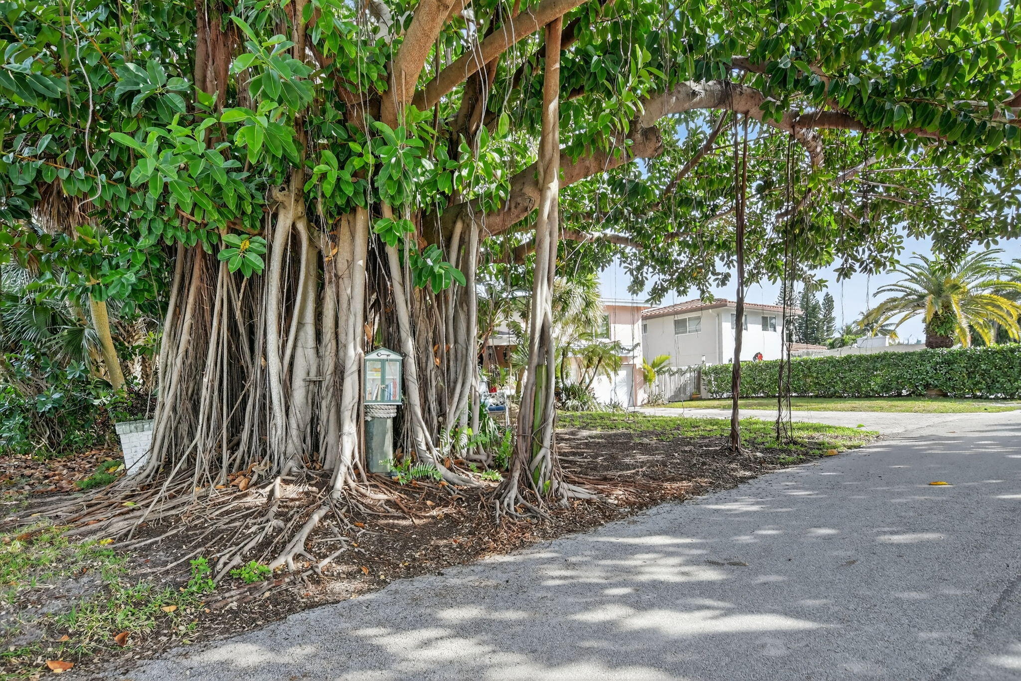 460 SE 18th Avenue