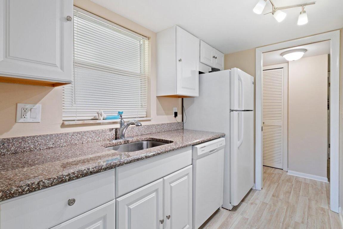 2525 Florida Boulevard 130