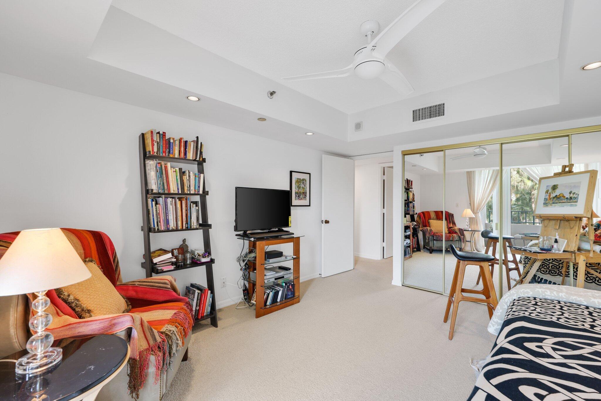 100 SE 5th Avenue 308