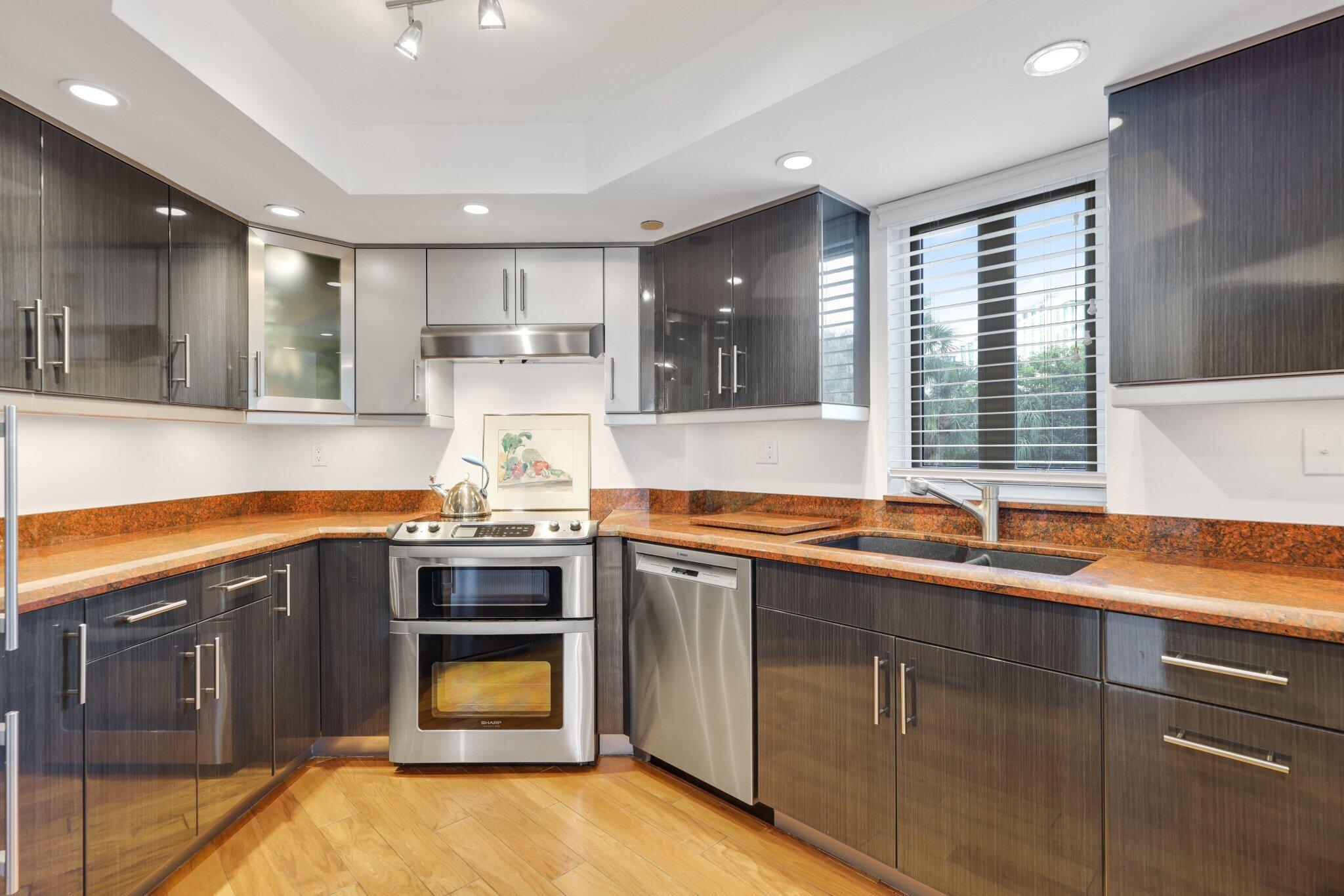 100 SE 5th Avenue 308