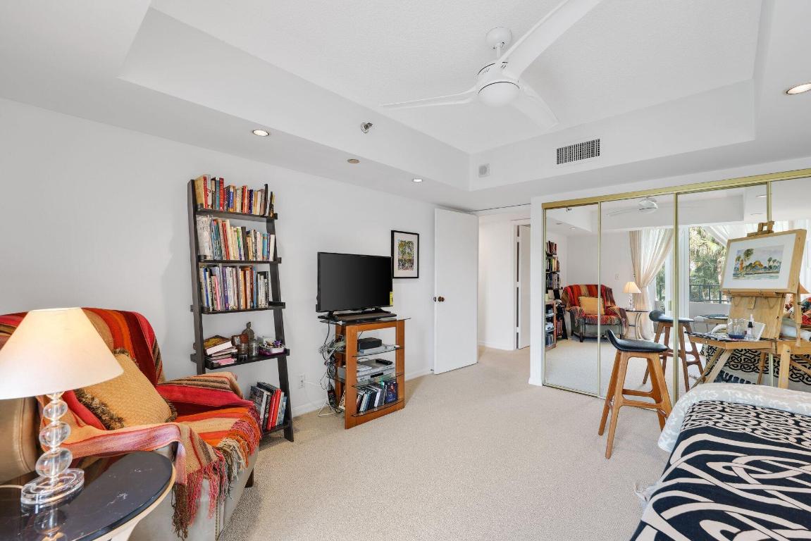 100 SE 5th Avenue 308