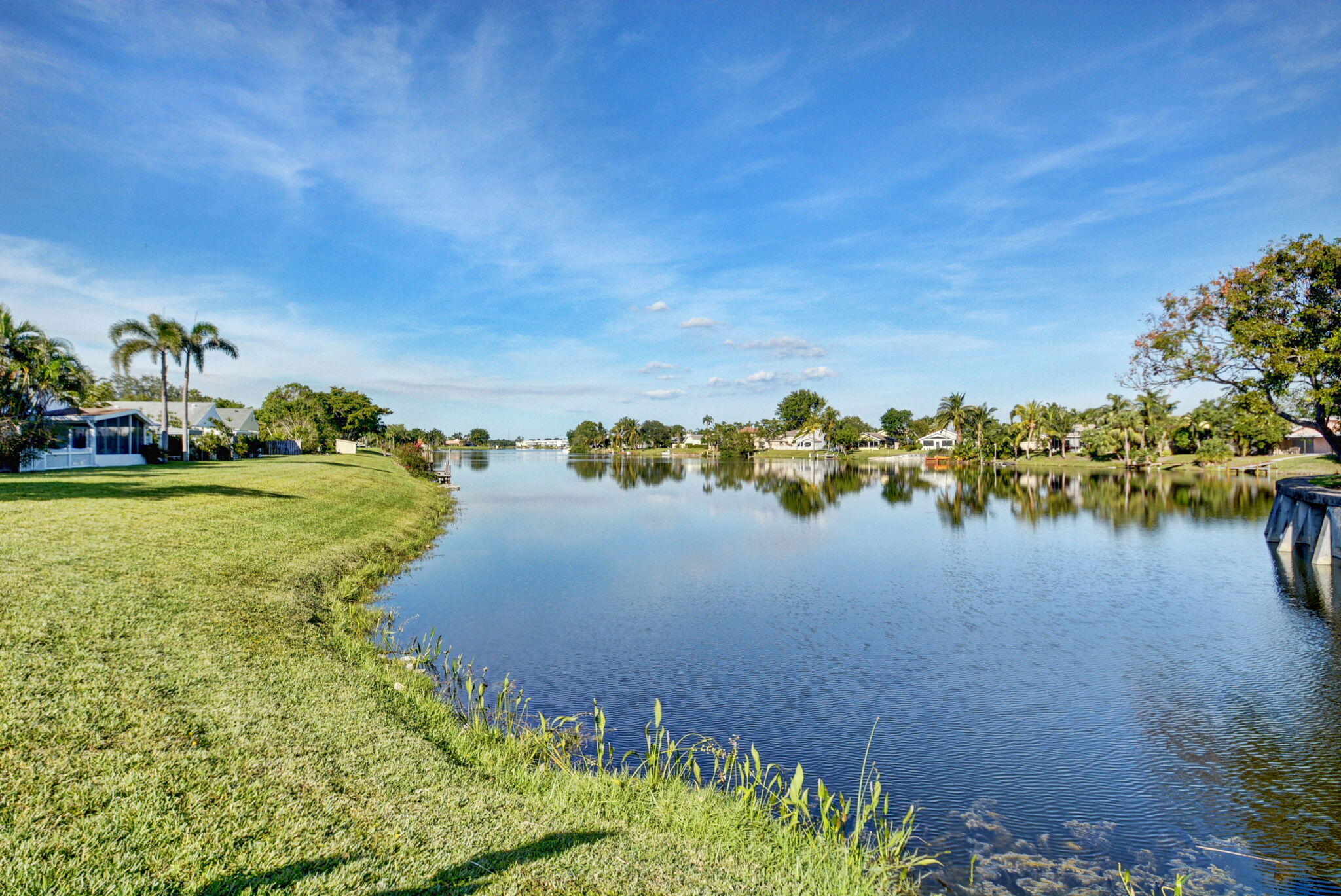 905 NW 21st Way