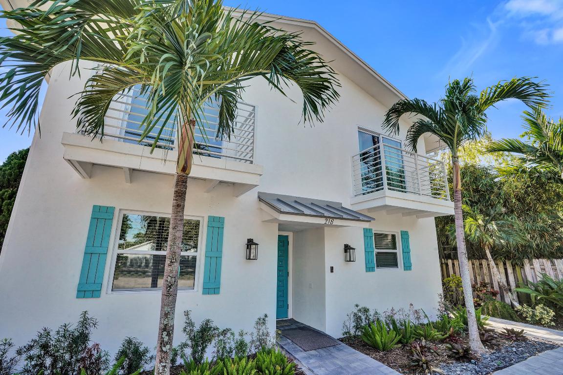 218 NE 10th Street, Delray Beach