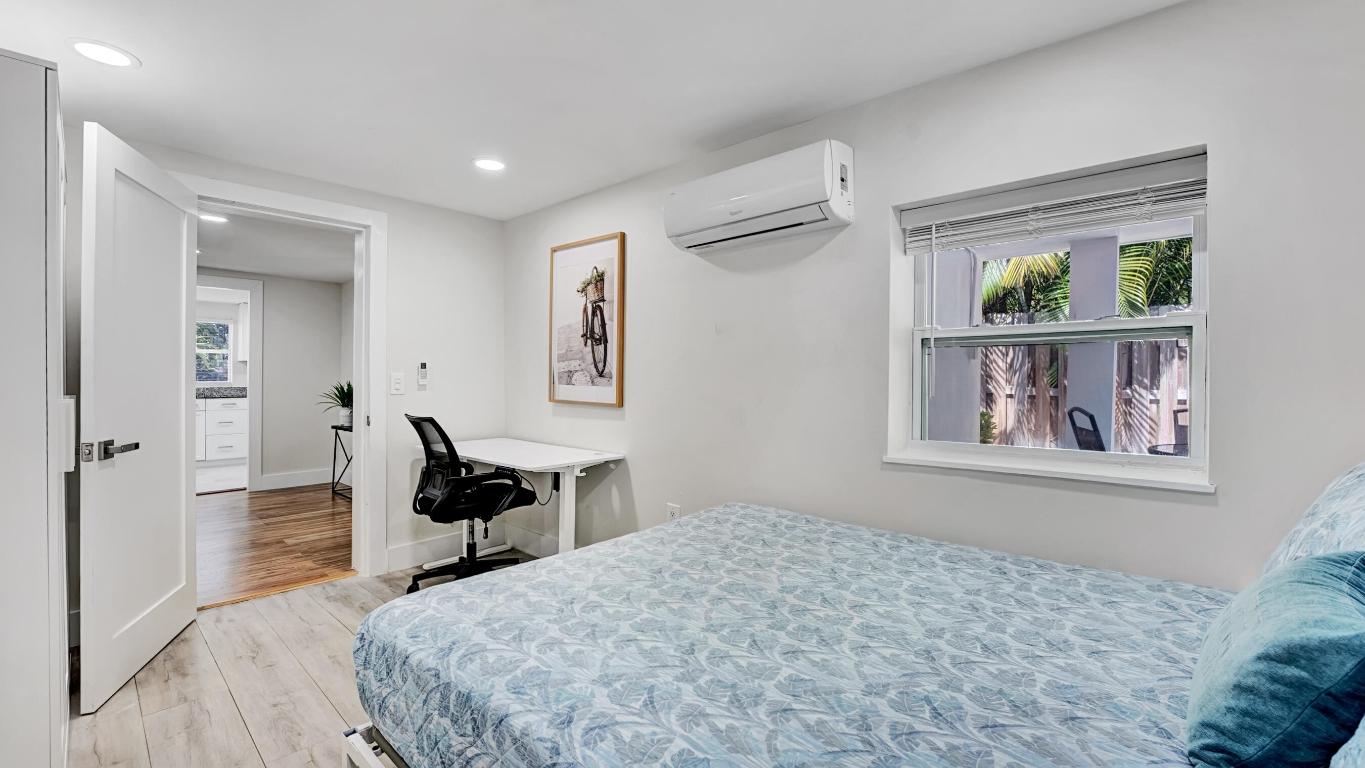 218 NE 10th Street, Delray Beach