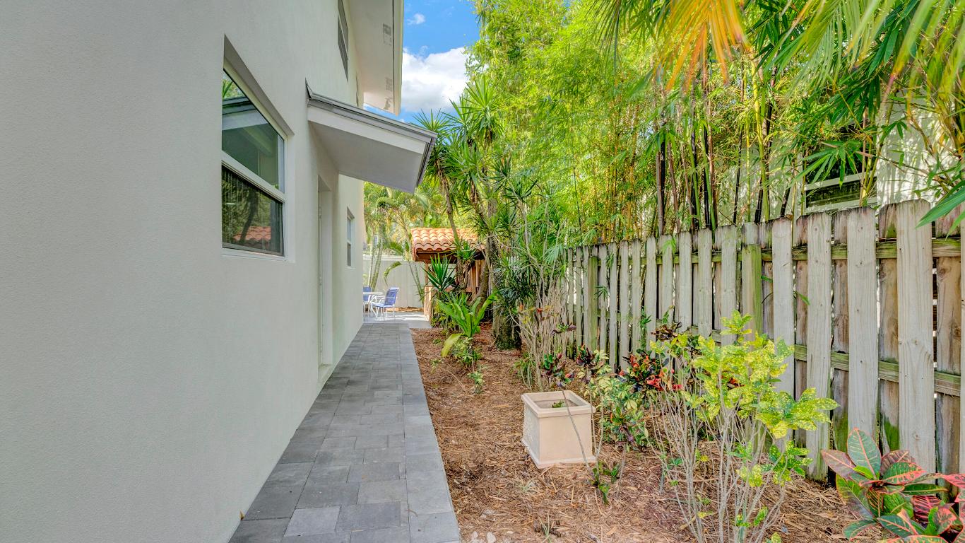 218 NE 10th Street, Delray Beach