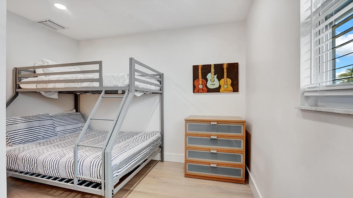 218 NE 10th Street, Delray Beach