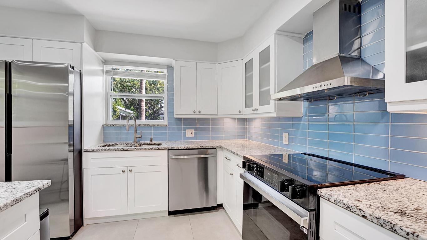 218 NE 10th Street, Delray Beach