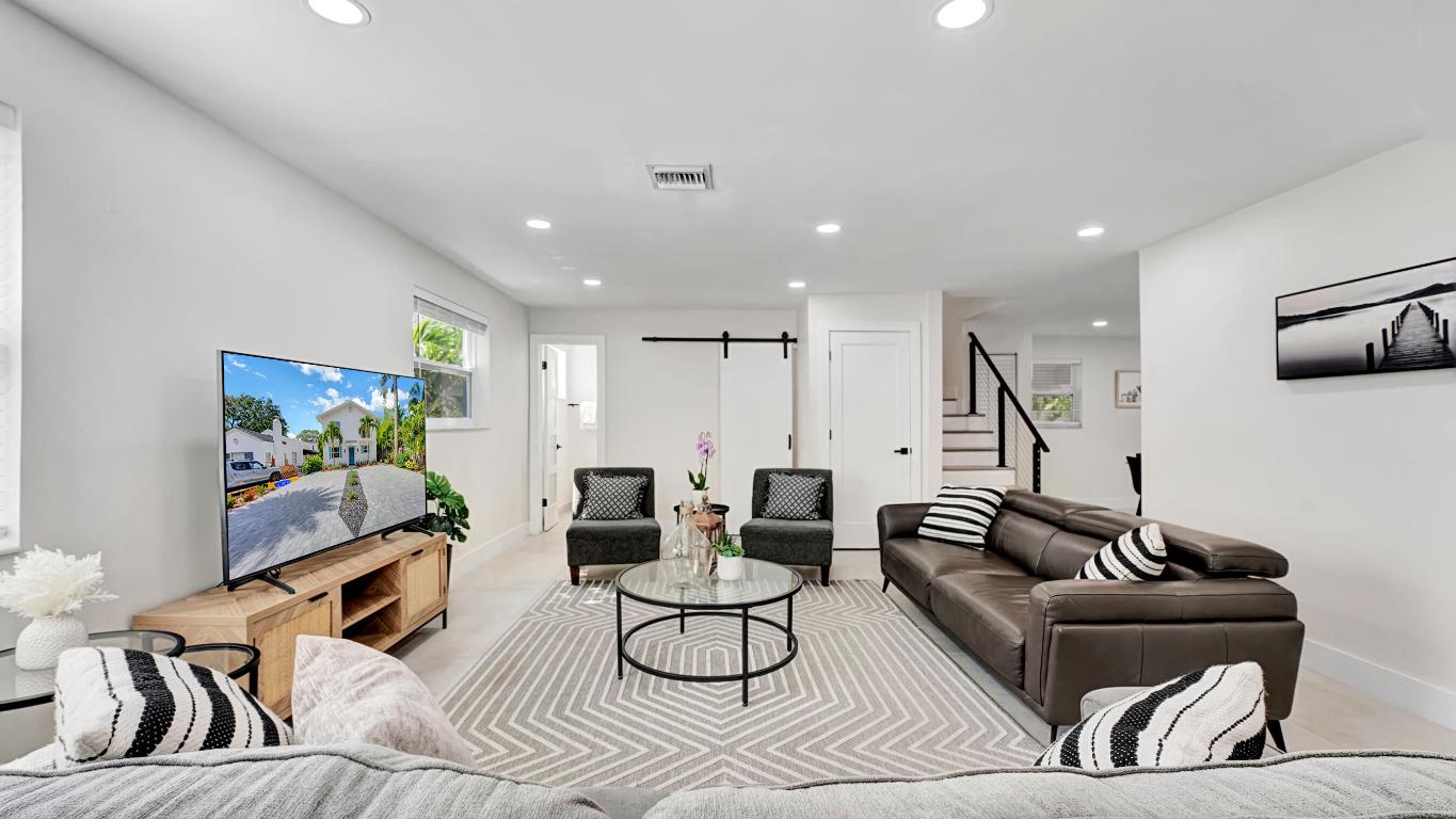 218 NE 10th Street, Delray Beach