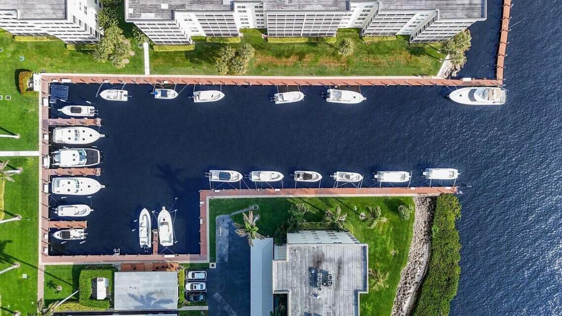 1 Harbourside Drive 1106, Delray Beach Unit: 1106