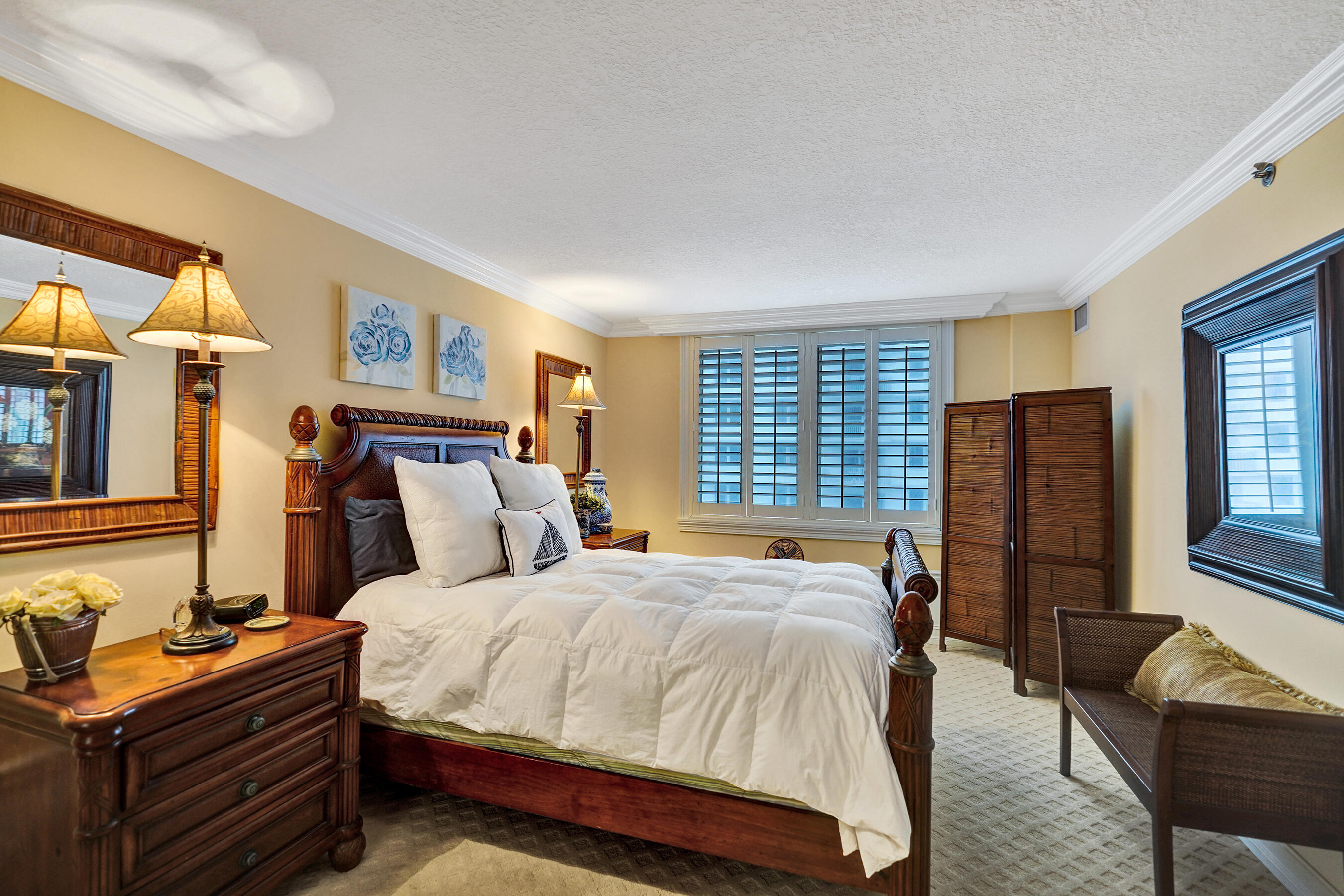 3301 S Ocean Boulevard 206