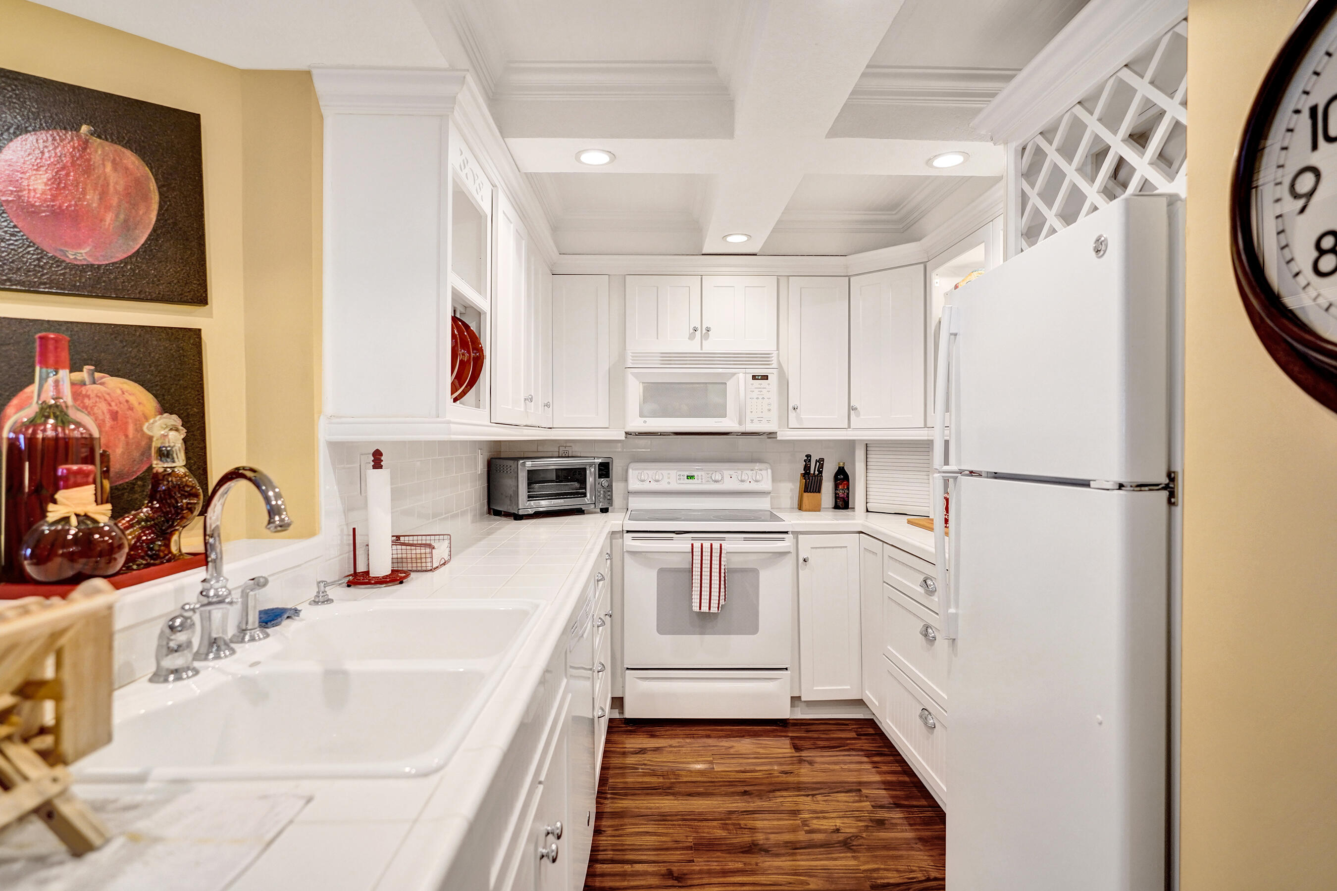 3301 S Ocean Boulevard 206