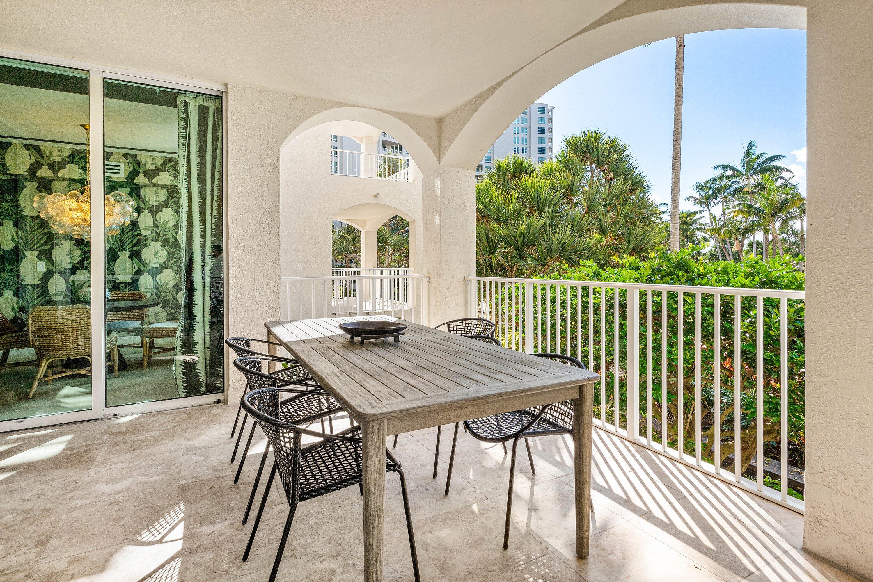 3700 S Ocean Boulevard 202