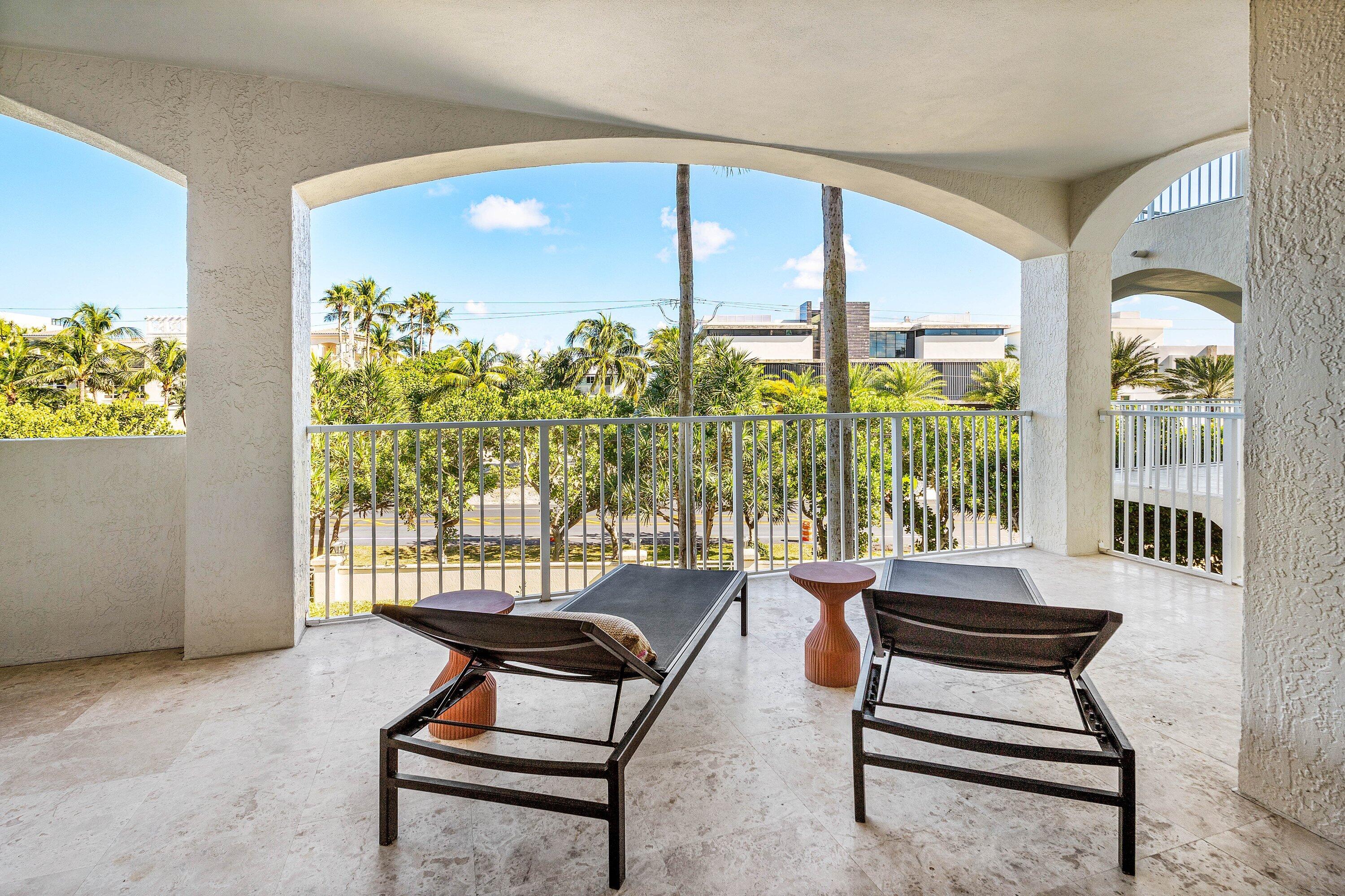 3700 S Ocean Boulevard 202