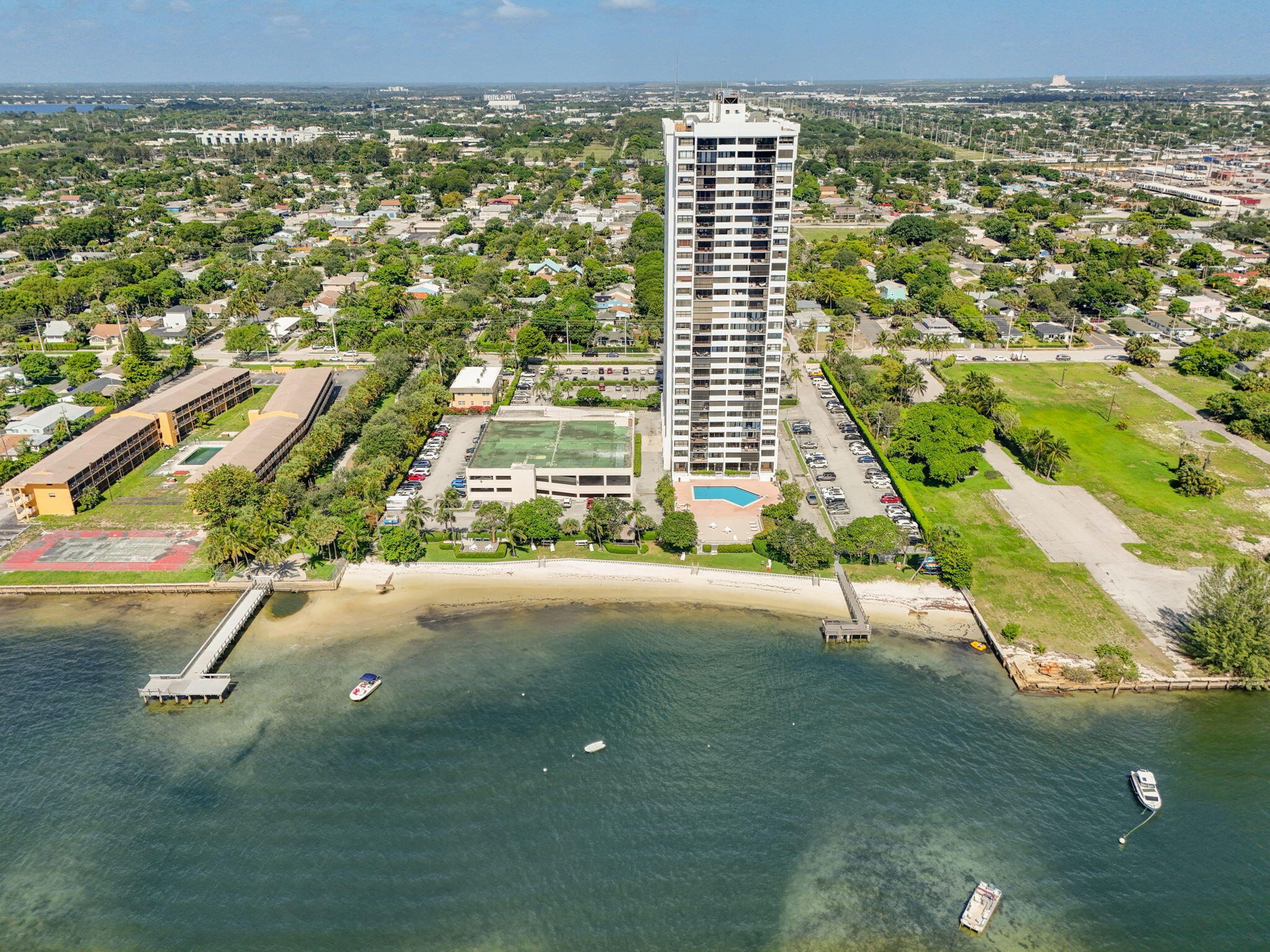 5600 N Flagler Drive 2703