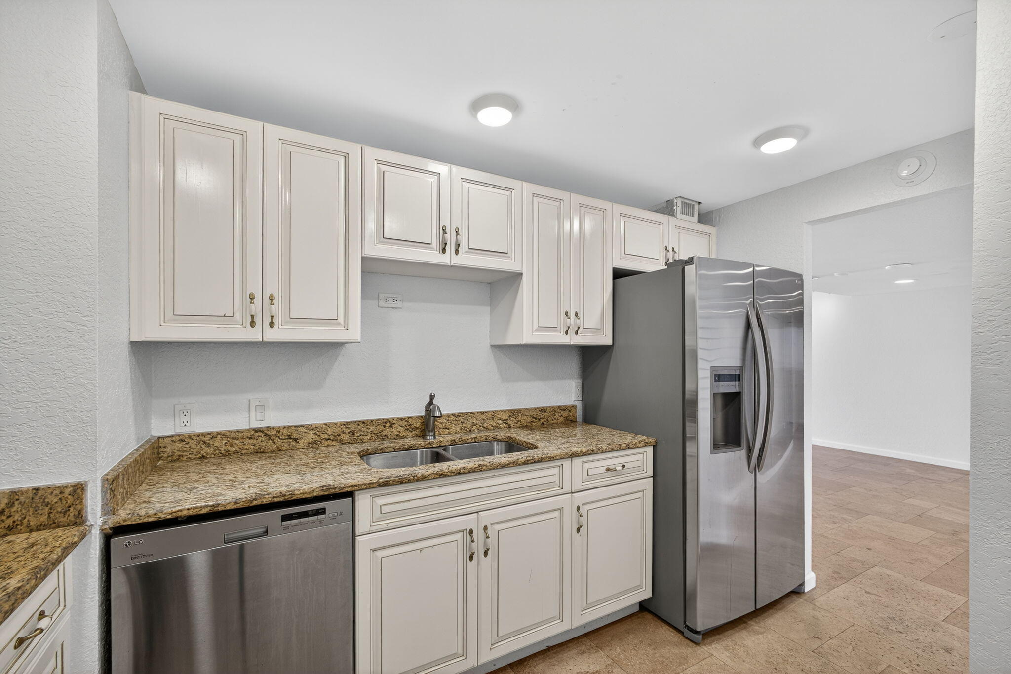 5600 N Flagler Drive 2703