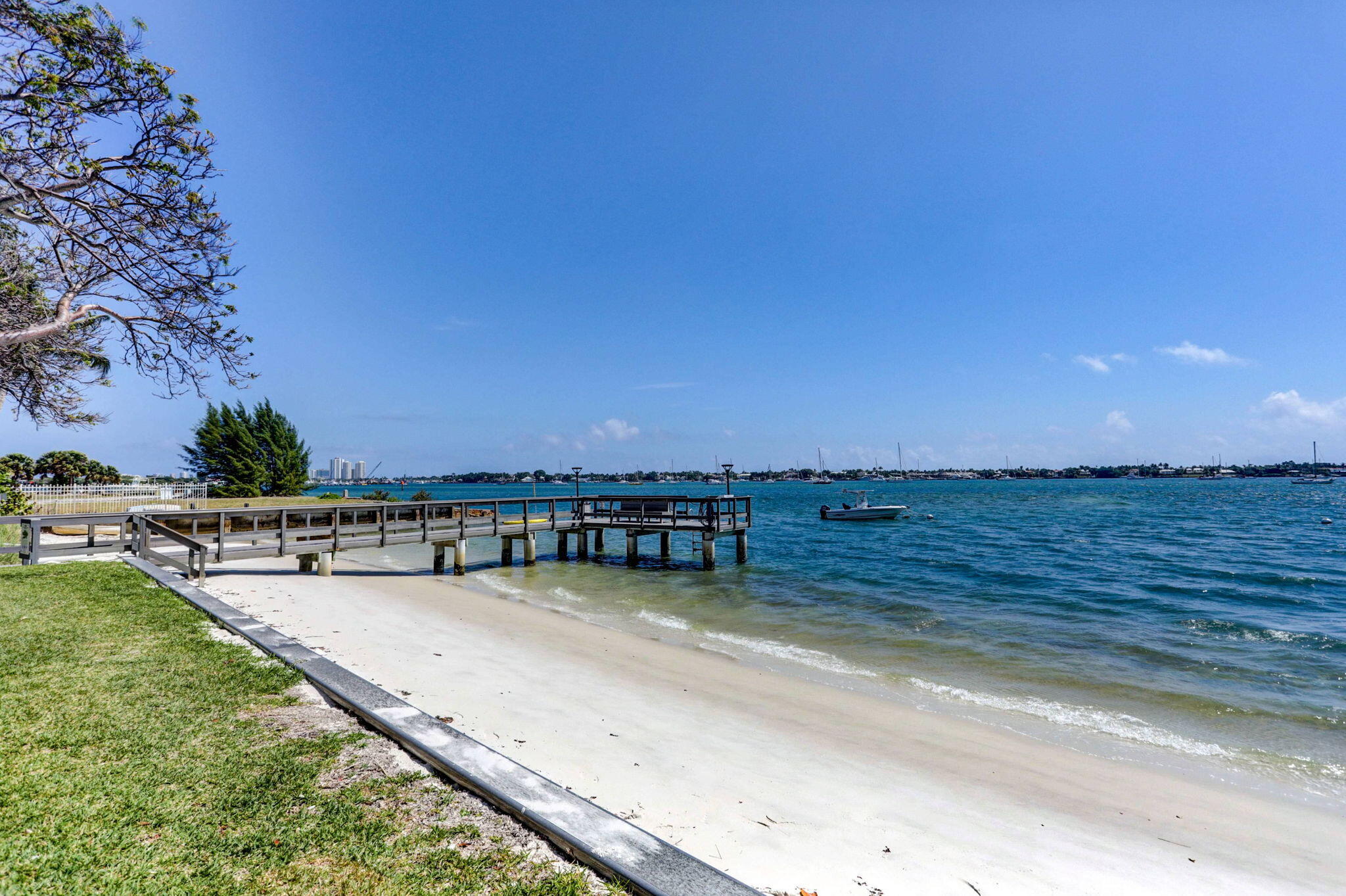 5600 N Flagler Drive 2703