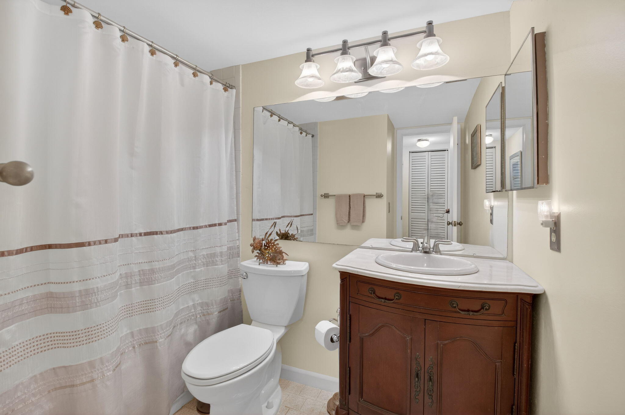 409 Pine Glen Lane C-1