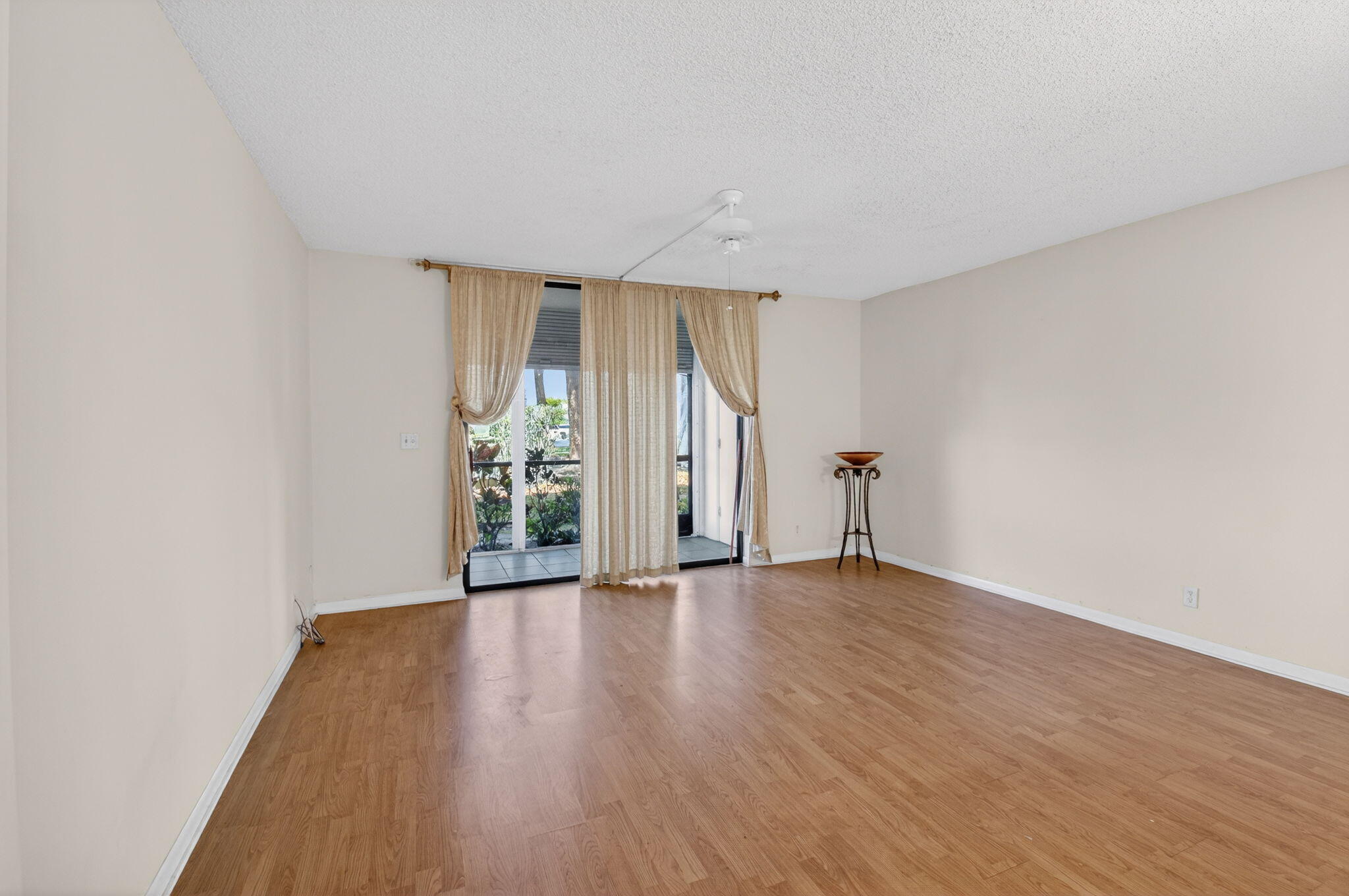 5190 Las Verdes Circle 120