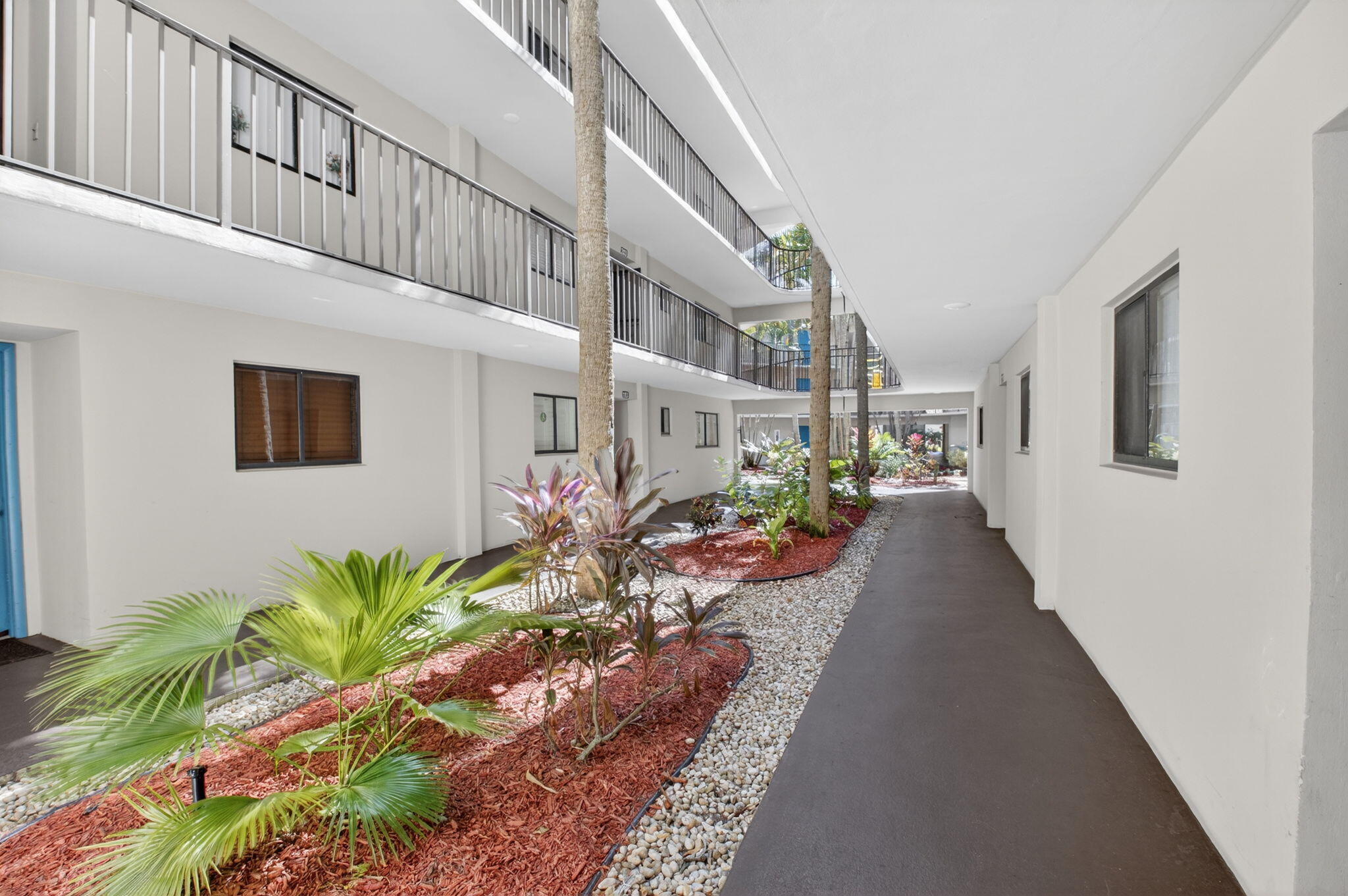 5190 Las Verdes Circle 120