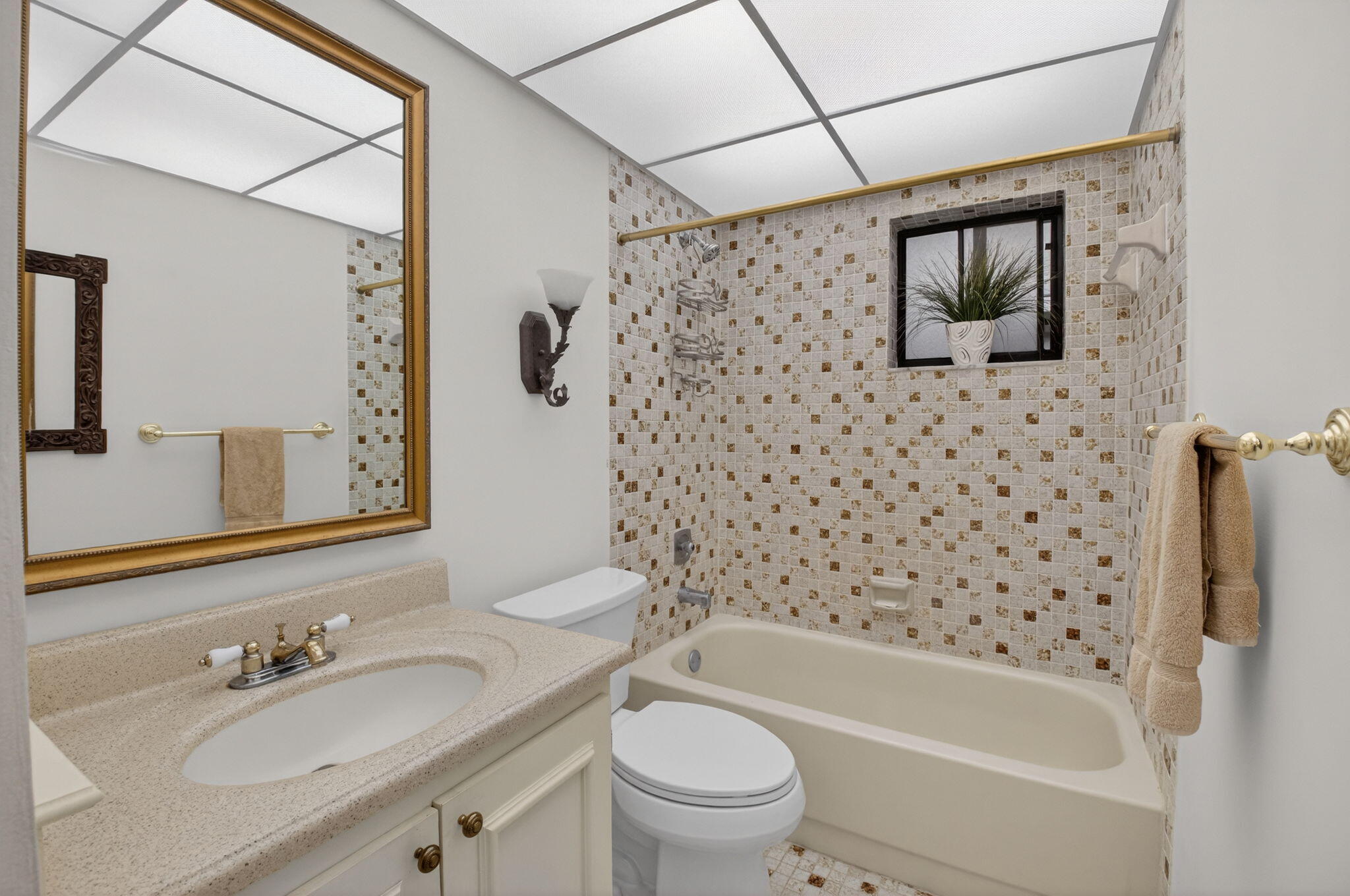 5190 Las Verdes Circle 120