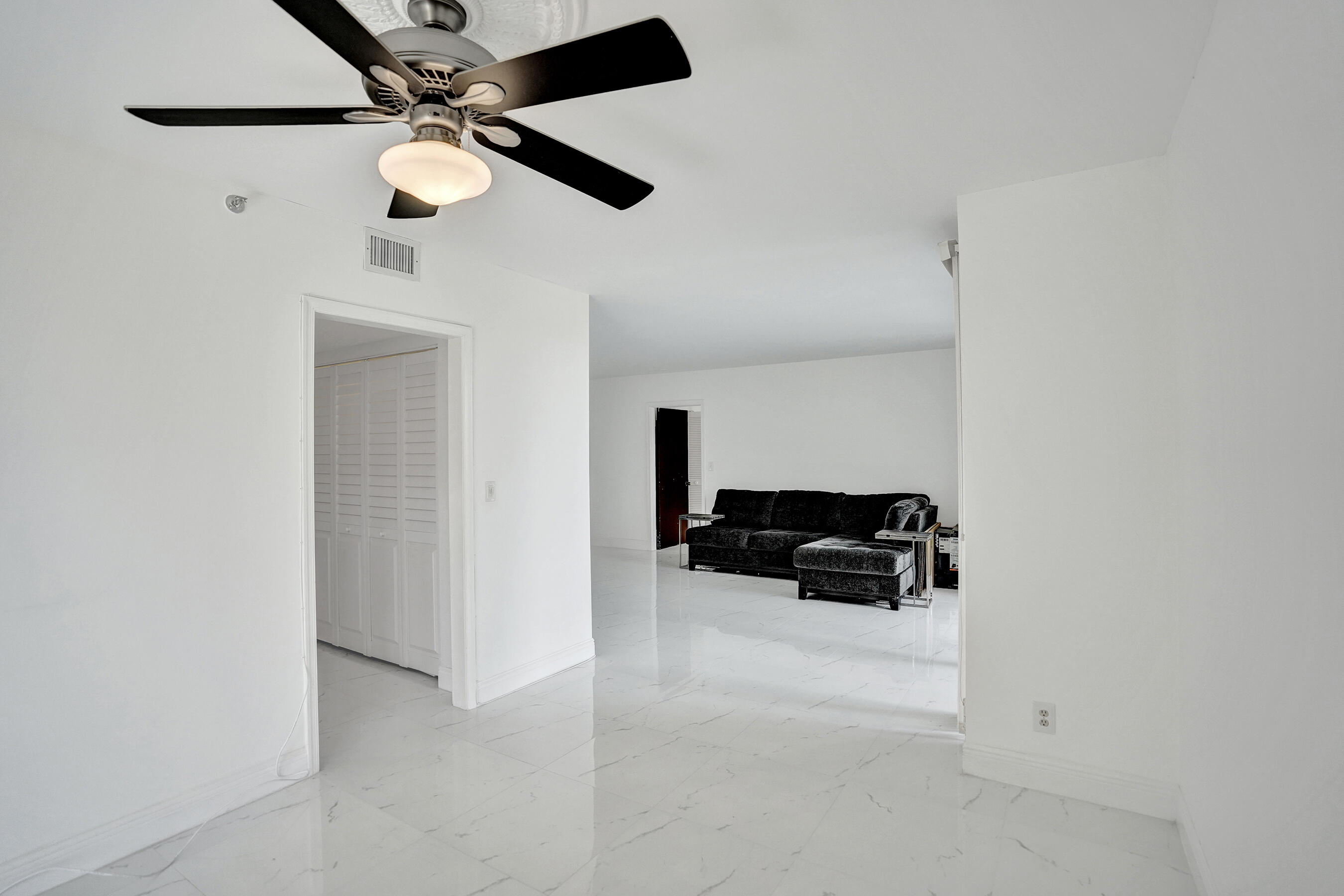 5951 Wellesley Park Drive 206