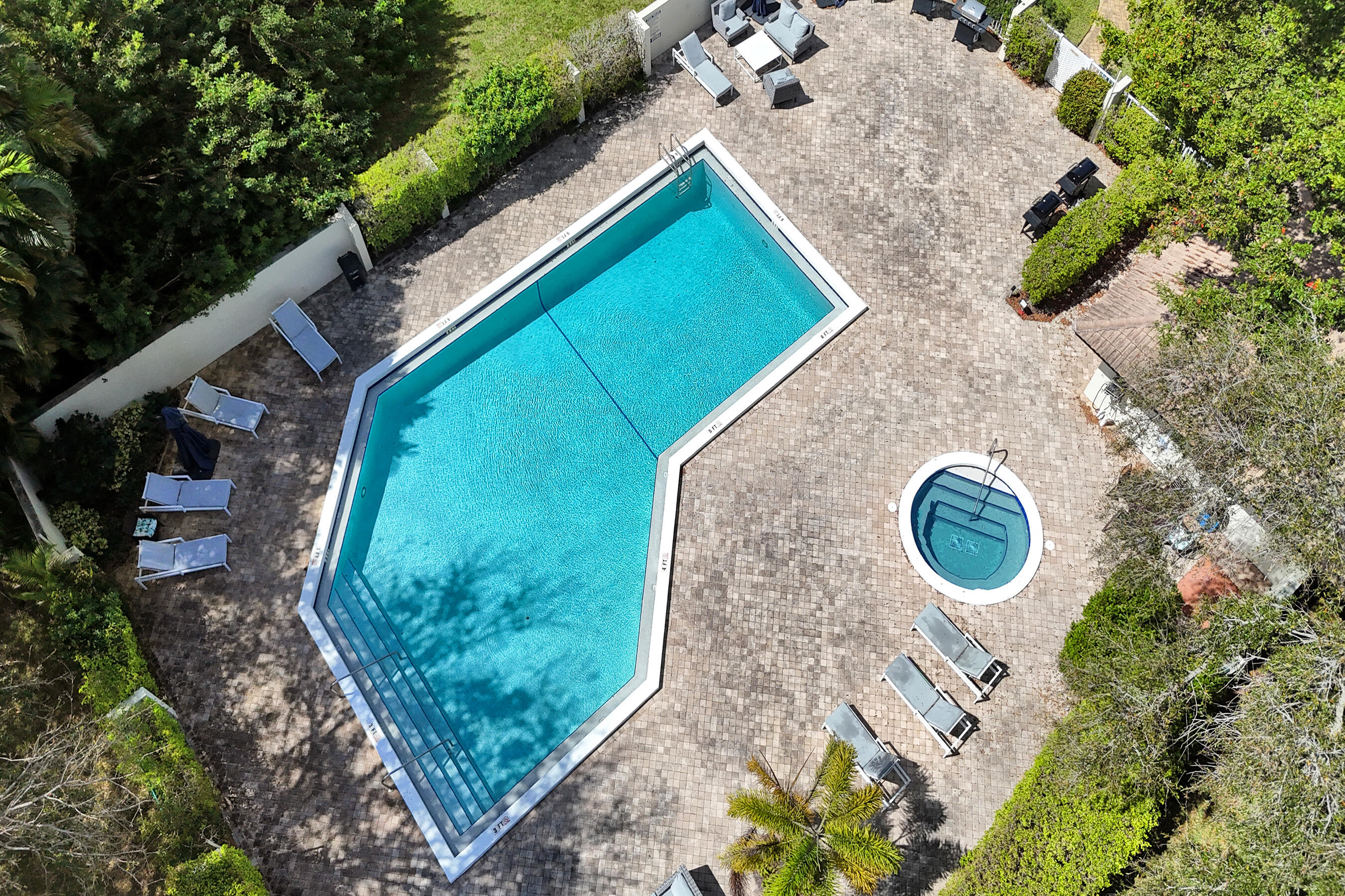 5951 Wellesley Park Drive 206