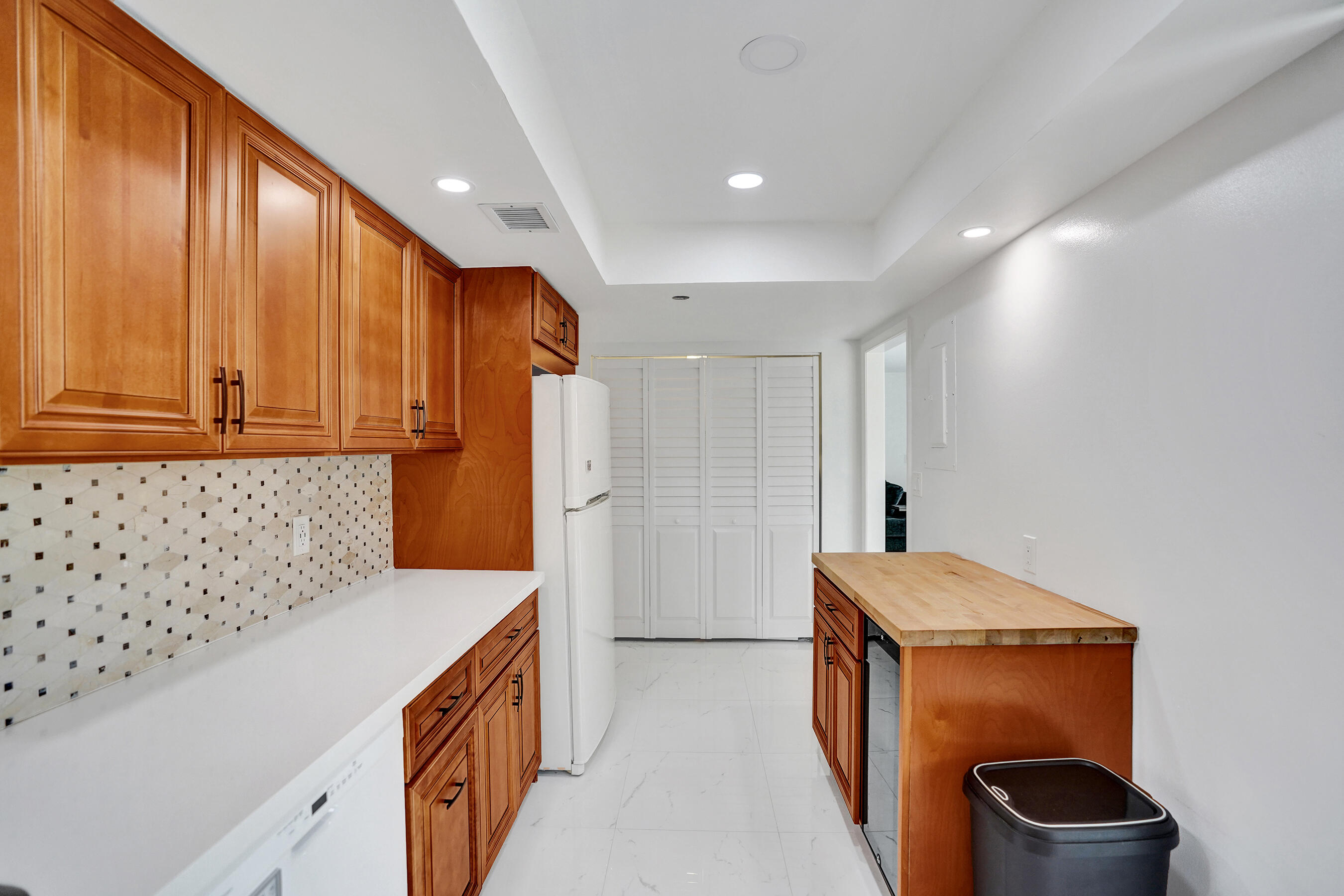 5951 Wellesley Park Drive 206