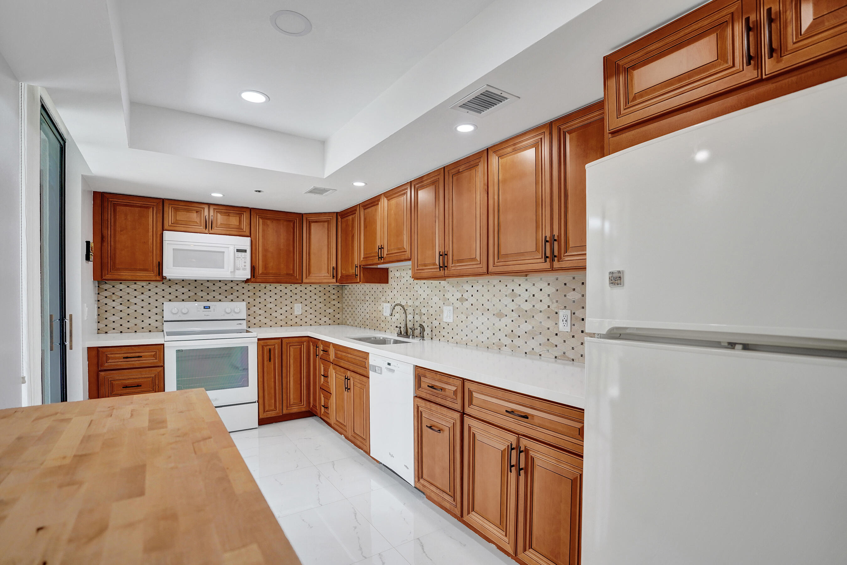 5951 Wellesley Park Drive 206